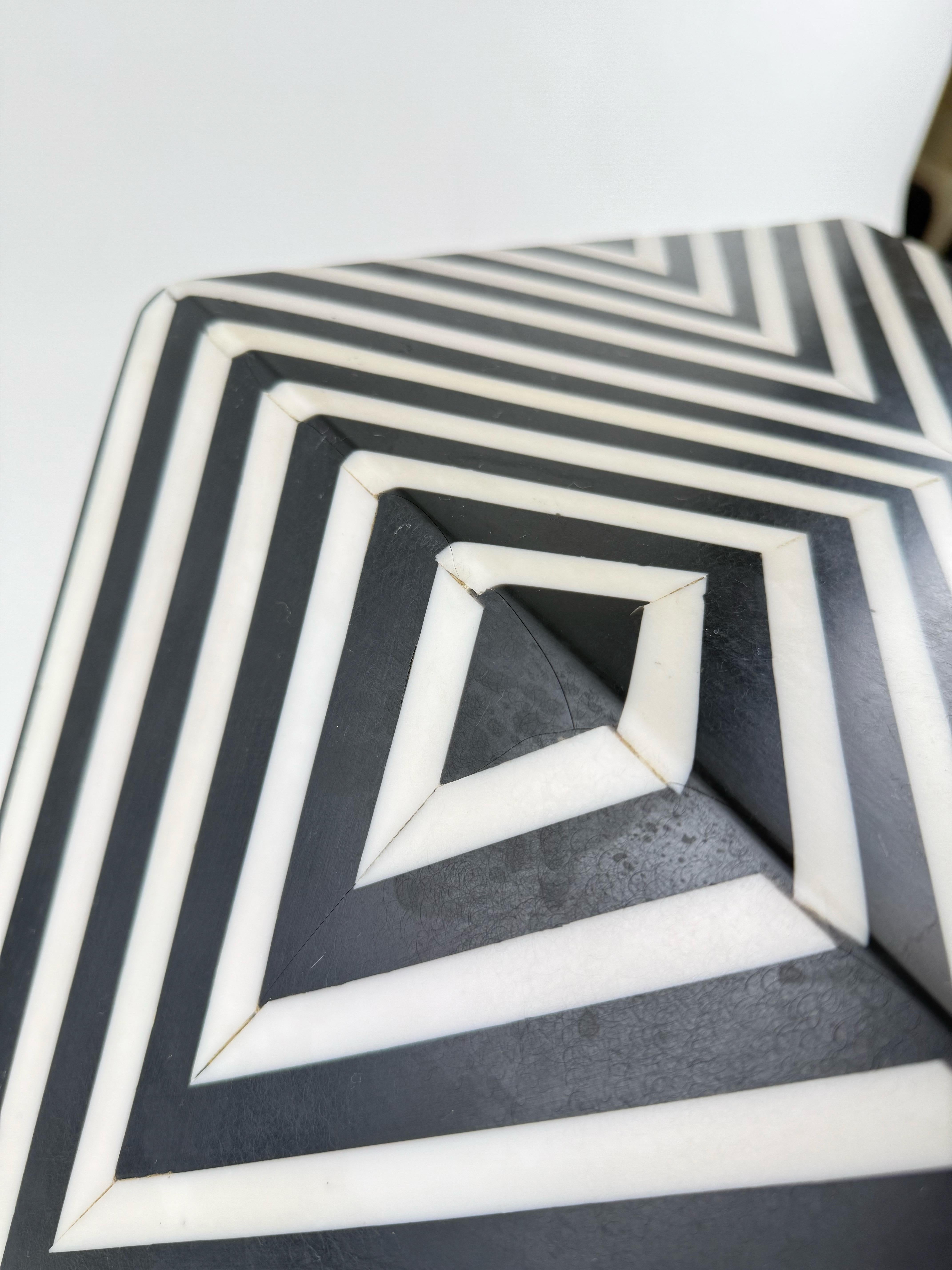 Art Deco Style Sculptural Resin Black and White Side or End Table, a Pair For Sale 5