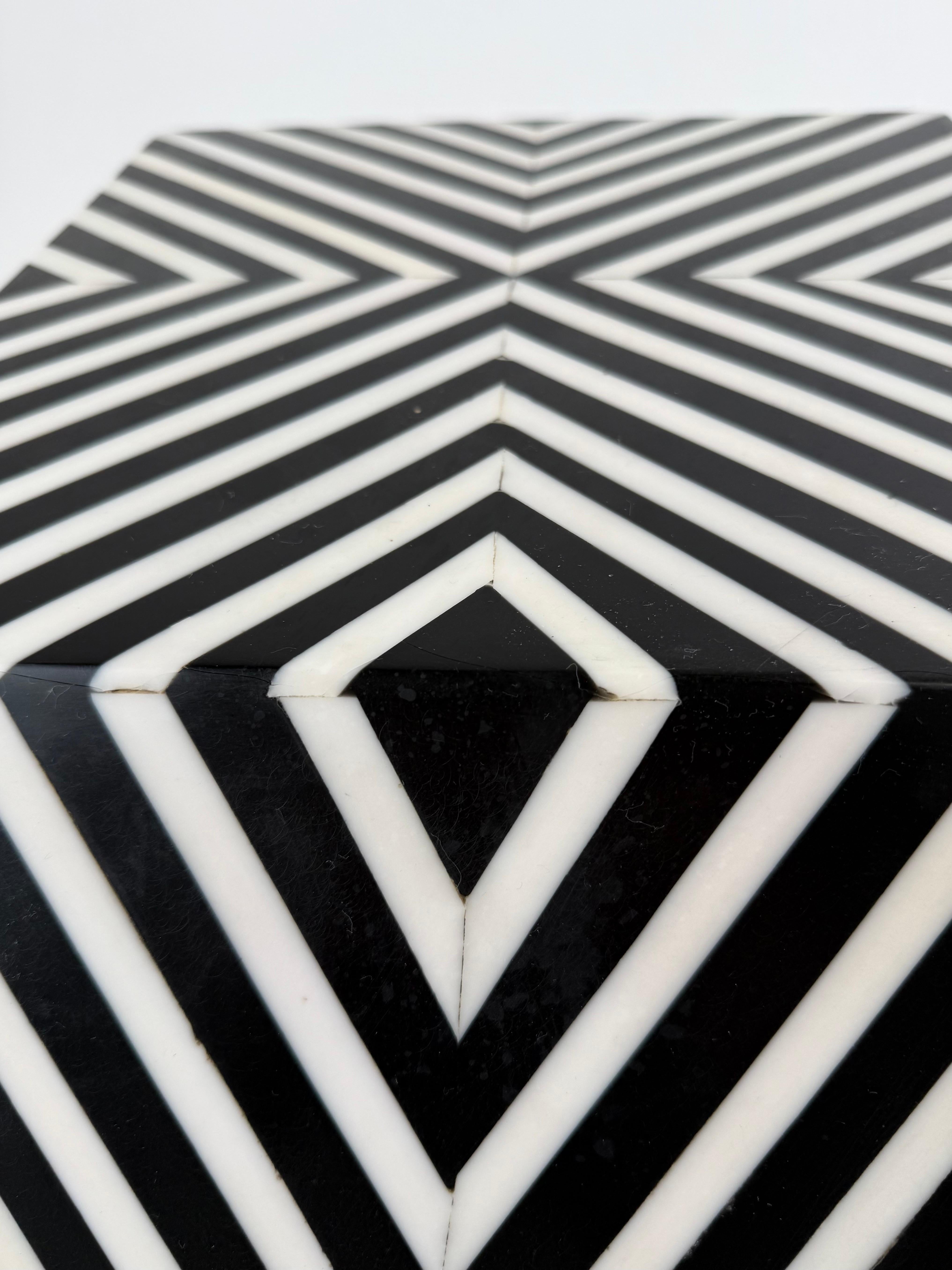 Art Deco Style Sculptural Resin Black and White Side or End Table, a Pair For Sale 4