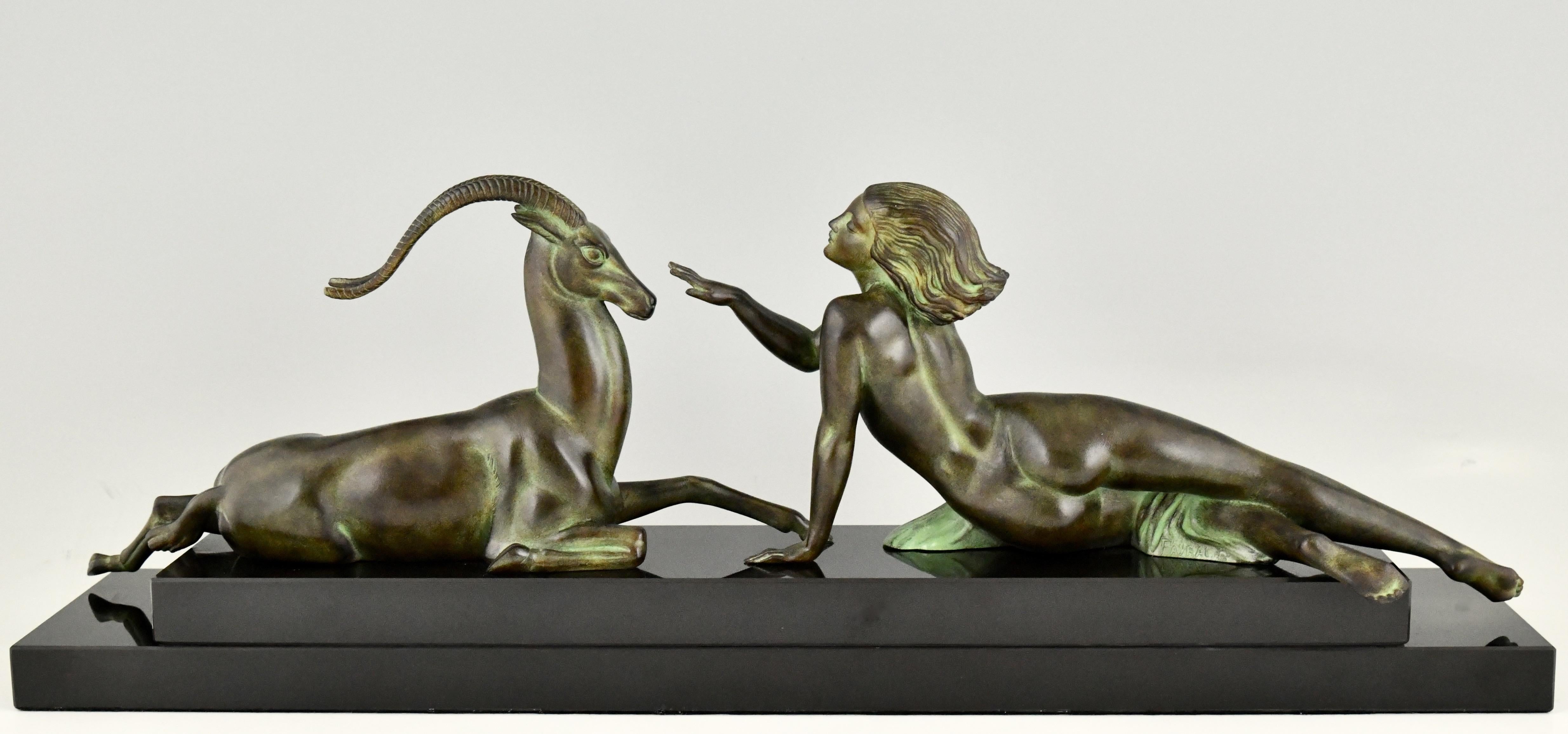 XXIe siècle et contemporain Sculpture de style Art déco nu et gazelle séduction Fayral & Max Le Verrier en vente