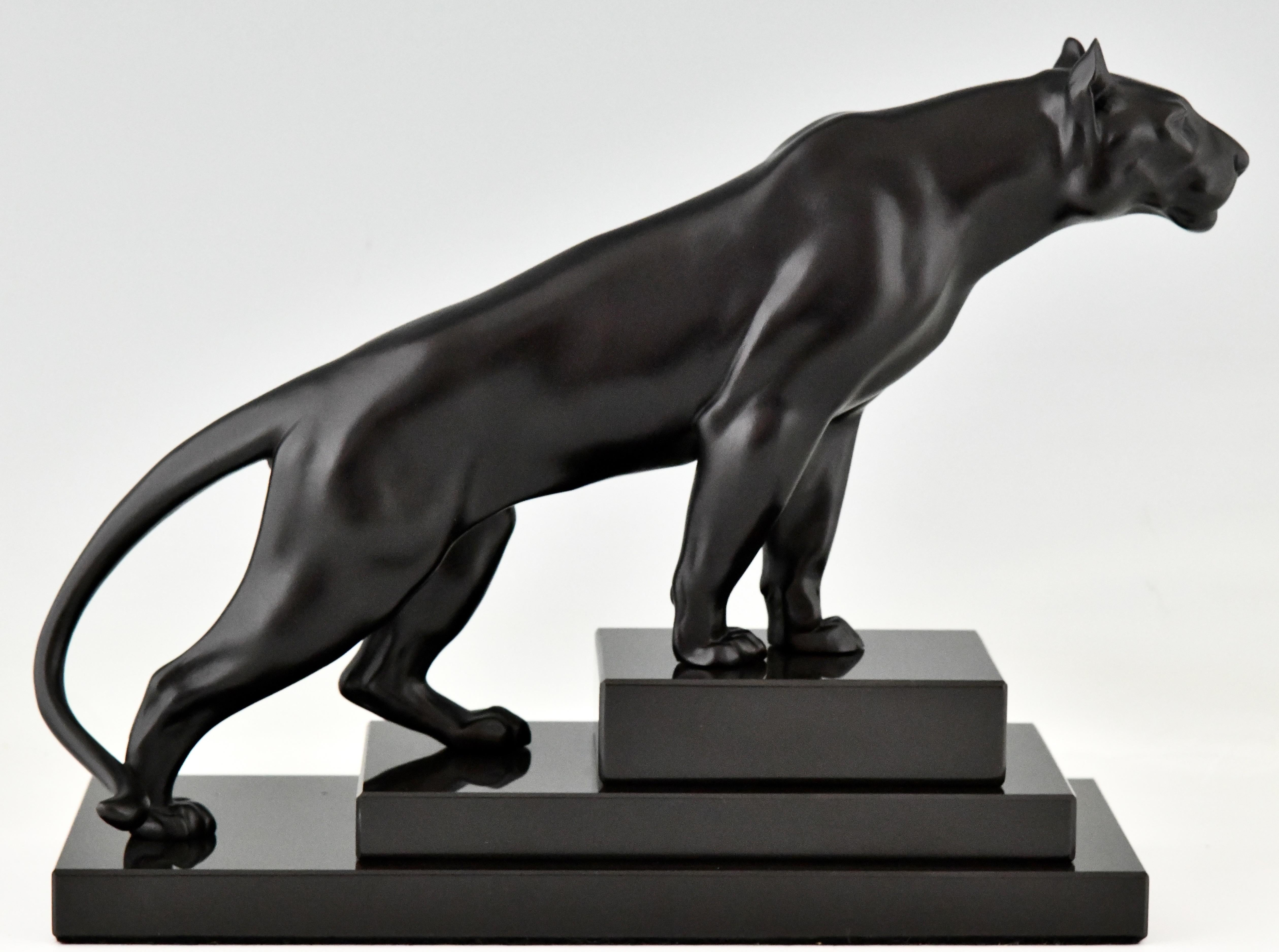 Art Deco style Sculpture of a Panther JUNGLE by Max Le Verrier, France In New Condition For Sale In Antwerp, BE