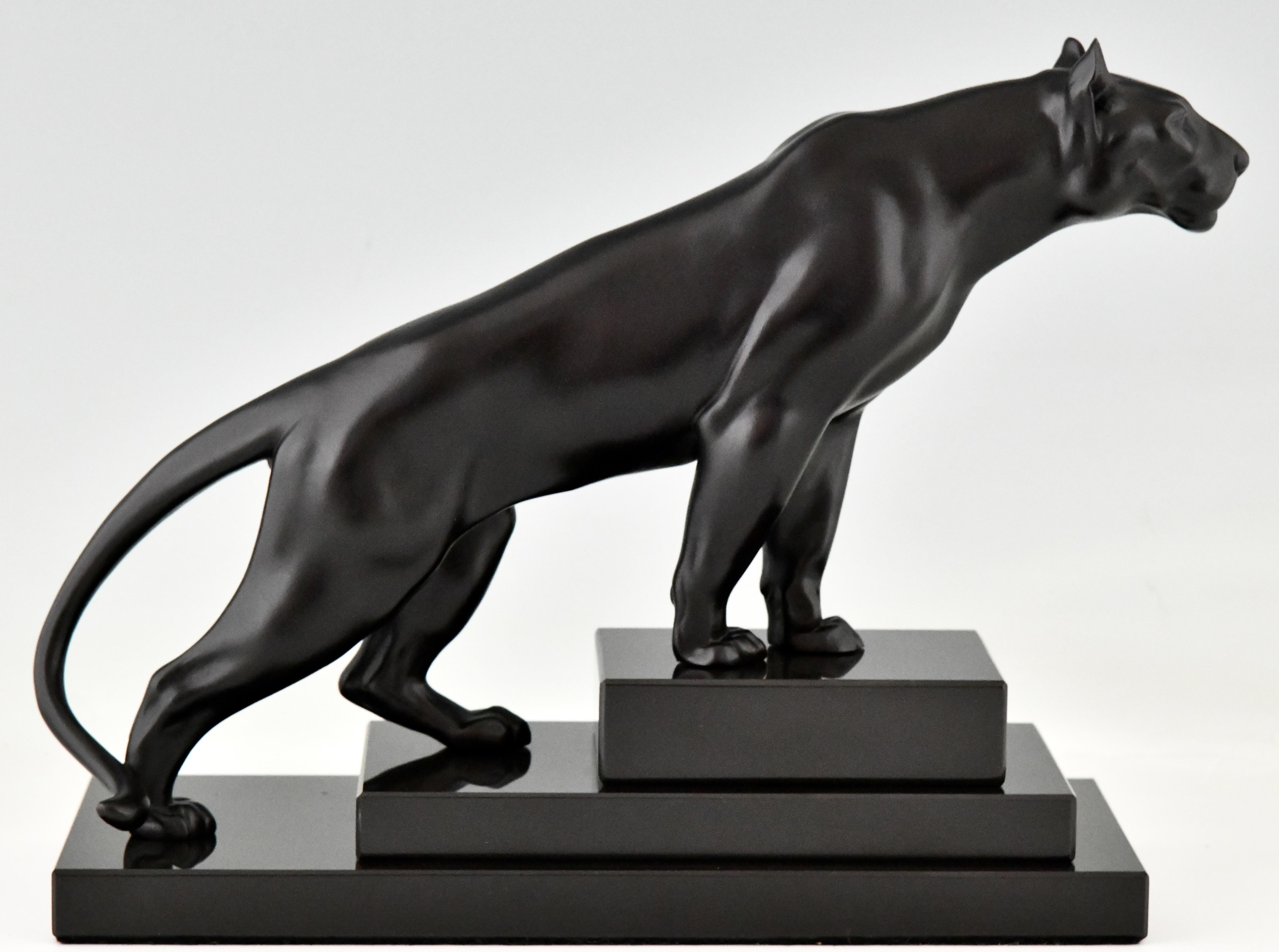 Scultura in stile Art Deco di una pantera Jungling di Max Le Verrier, Francia In condizioni Nuovo in vendita a Antwerp, BE