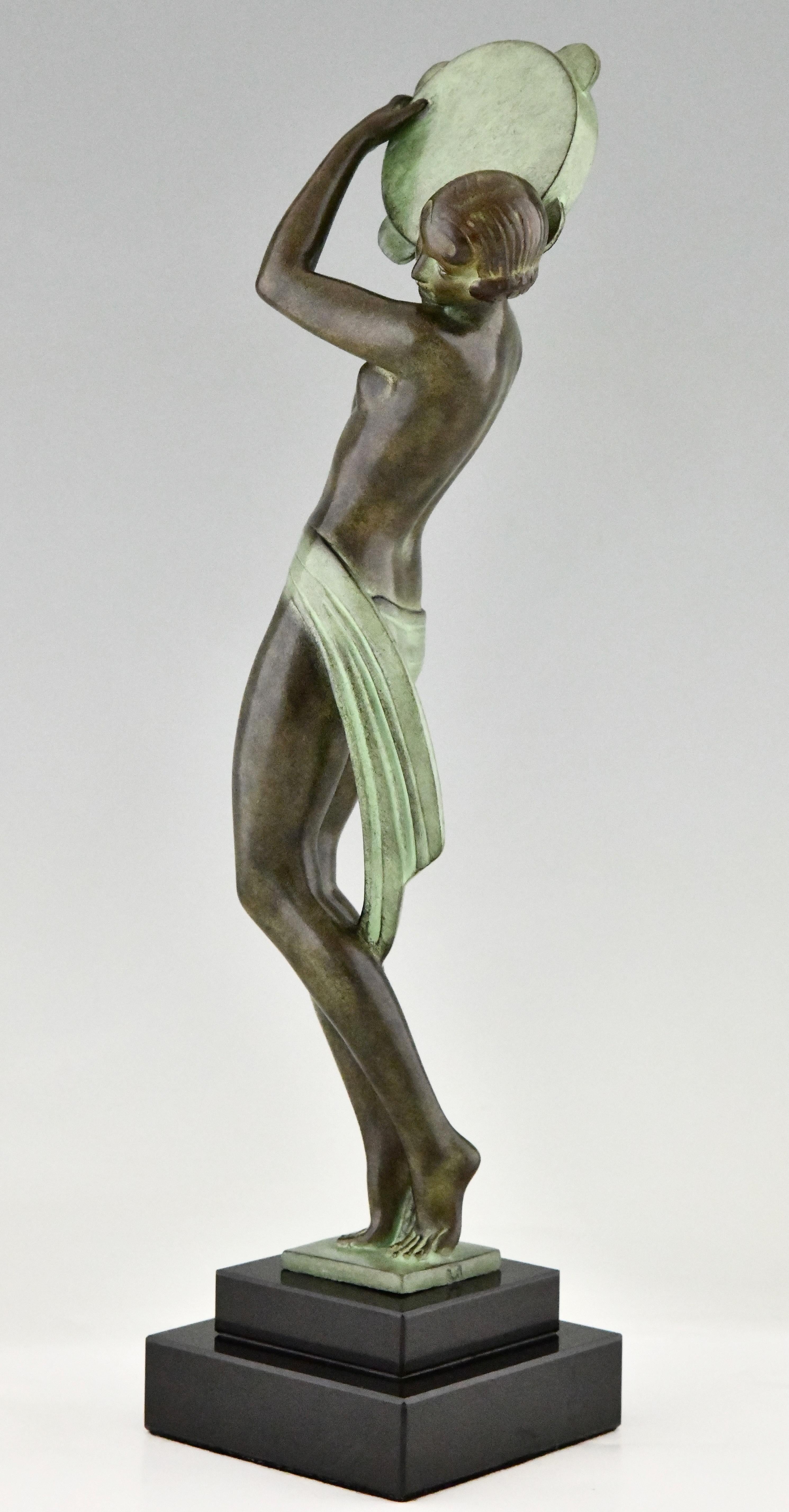 Scultura in stile Art Deco di una ballerina di tamburello u2028FARANDOLE Fayral e Max Le Verrier In condizioni Nuovo in vendita a Antwerp, BE
