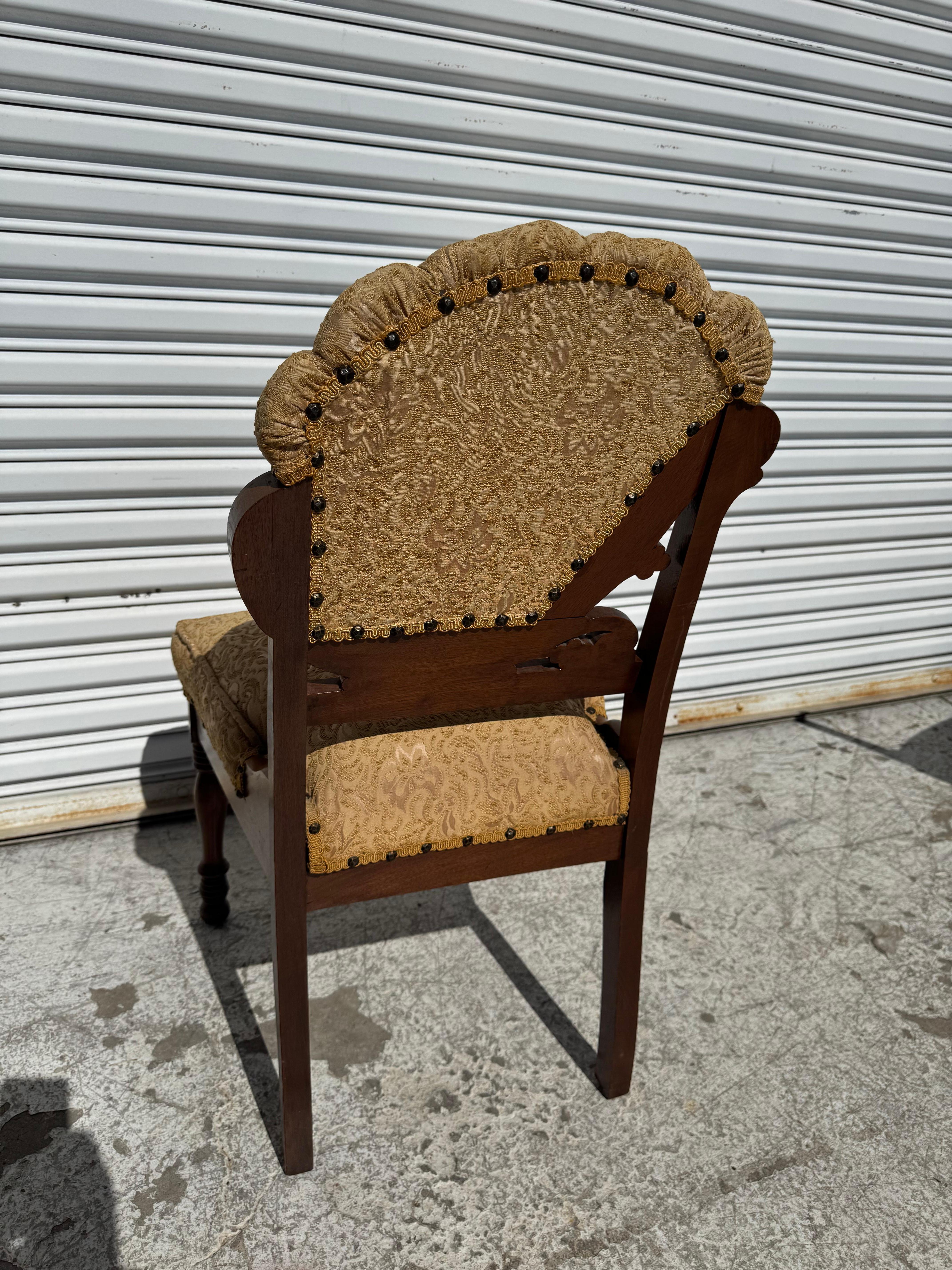 Début du 20ème siècle Chaise d'appoint de style Art déco en vente