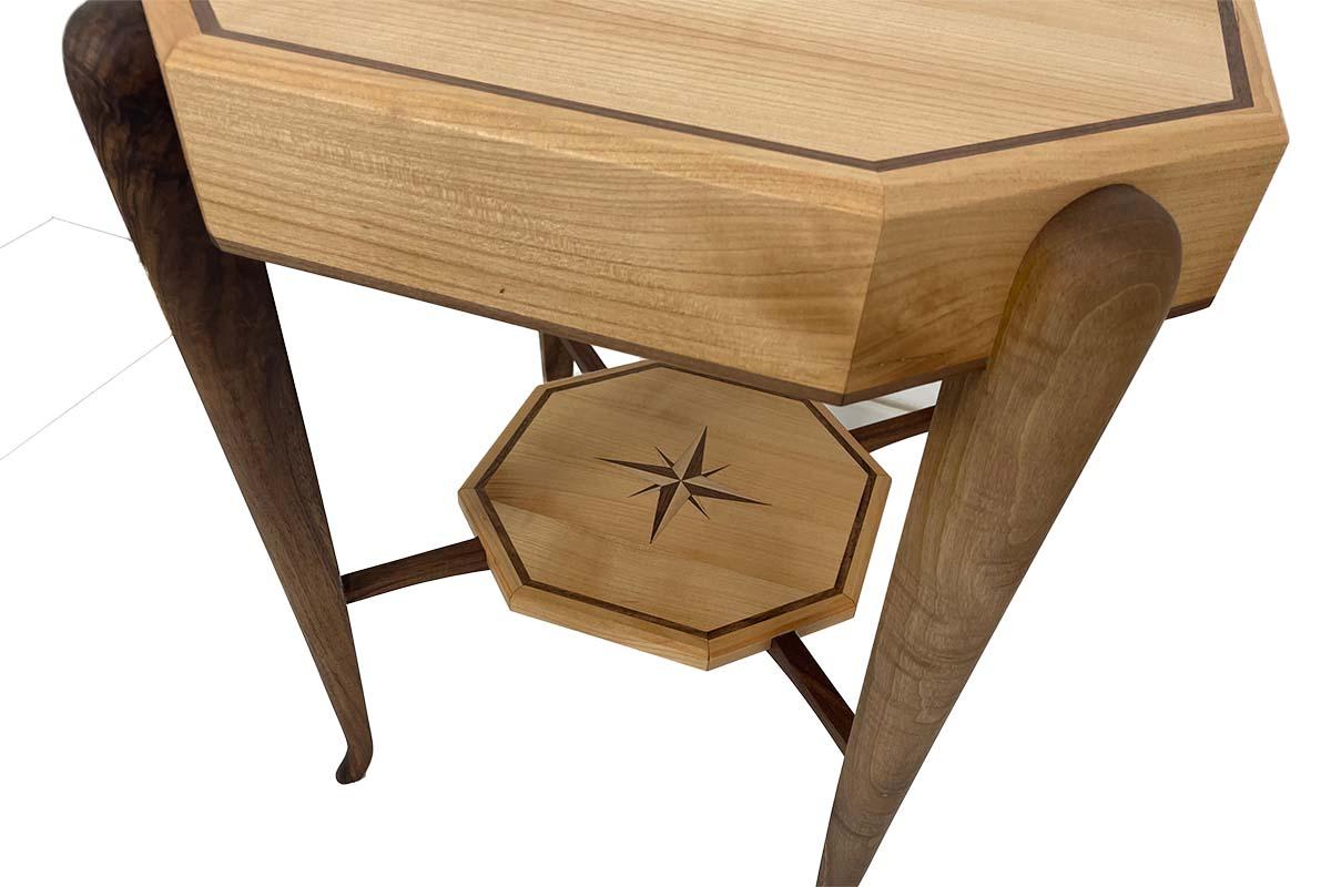 Allemand Table d'appoint de style Art Déco inspirée par Ruhlmann avec incrustation en vente