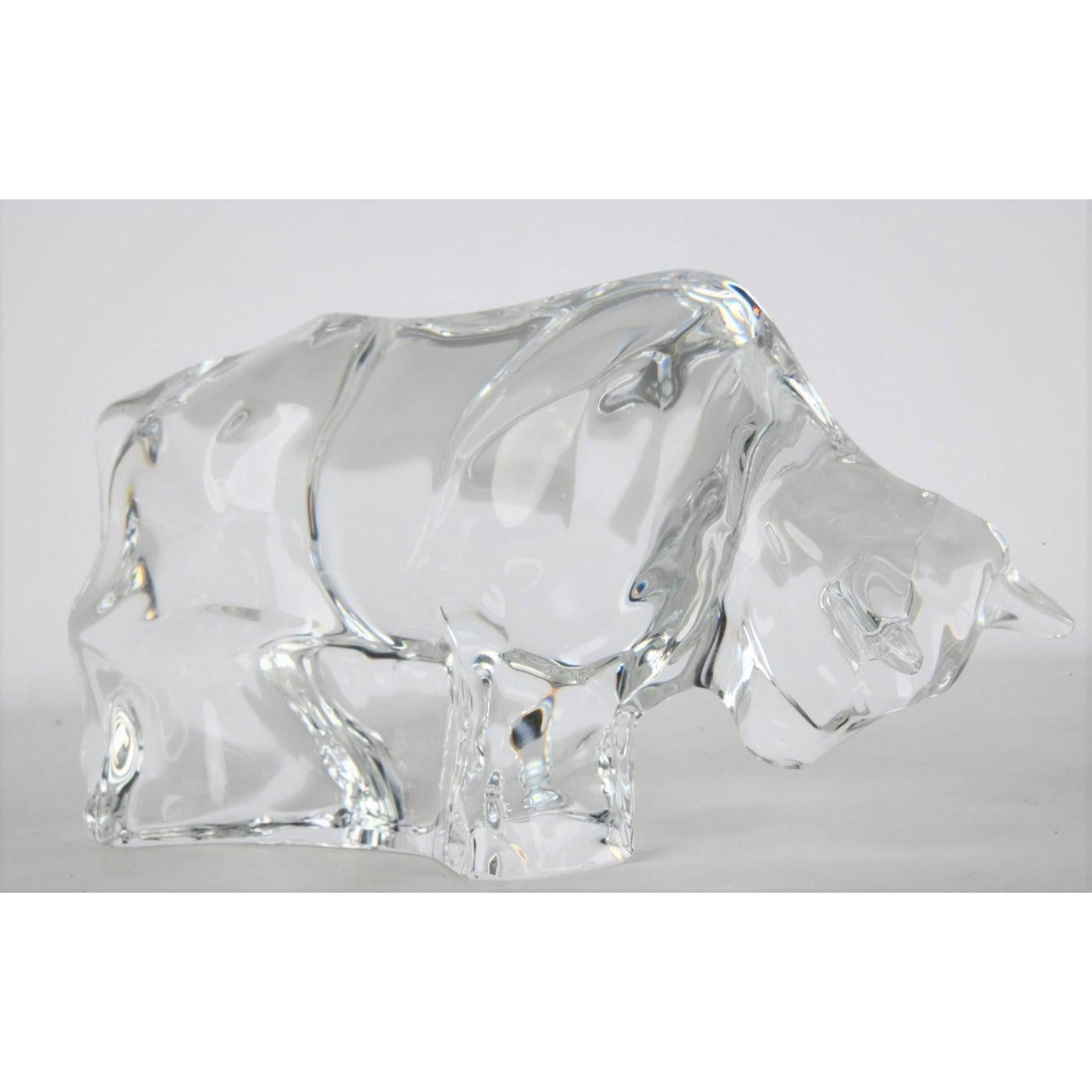 Big signed Baccarat crystal bull figurine.

Additional information:
materials: crystal.
color: transparent.
Brand: Baccarat.
Designer: Baccarat.
Period: 1990s.
Styles: Art Deco.
Item Type: vintage, antique or pre-owned.
Dimensions: 6.5