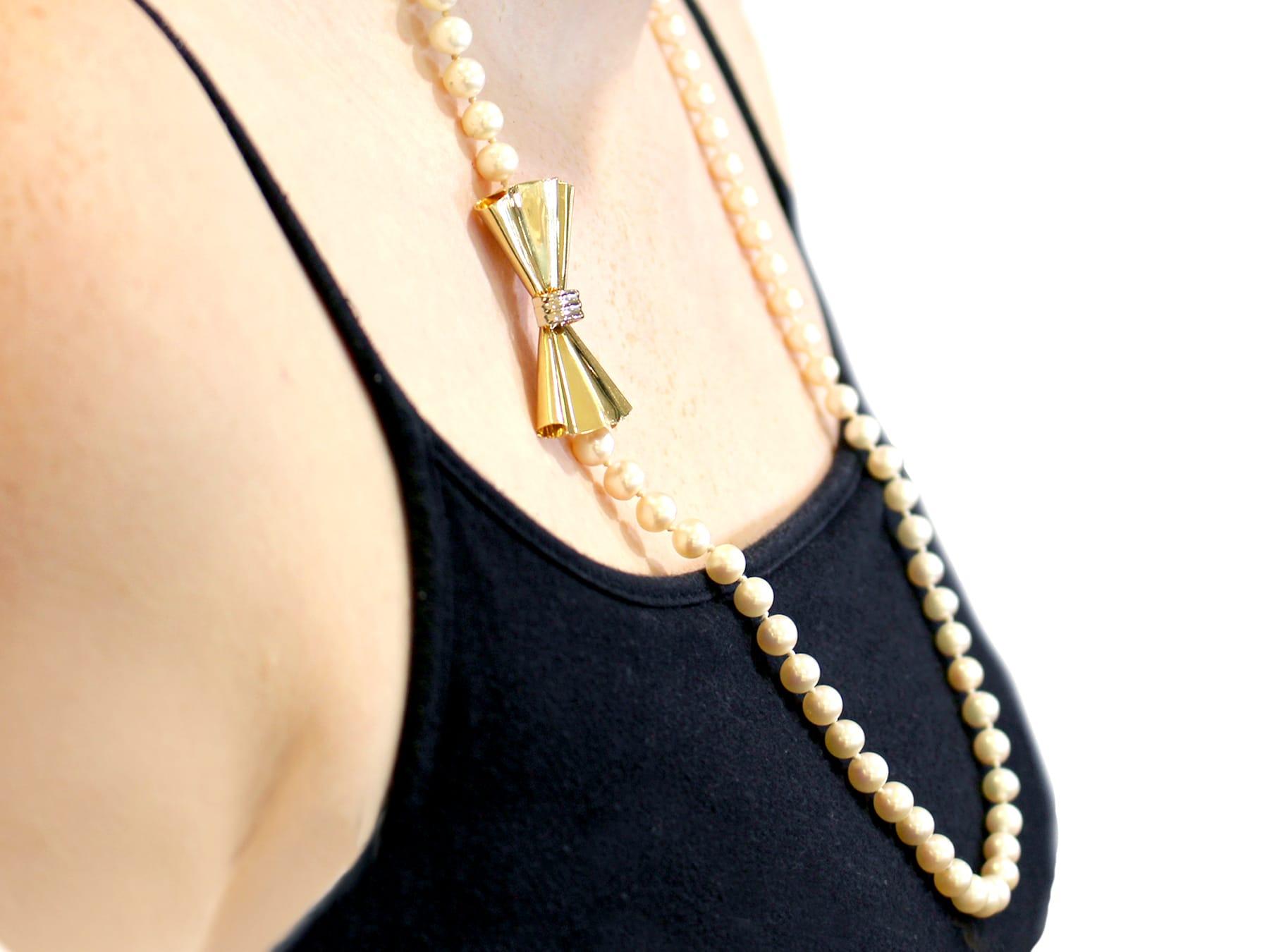 Art Deco Style Single Strand Pearl and Yellow Gold Necklace For Sale 3