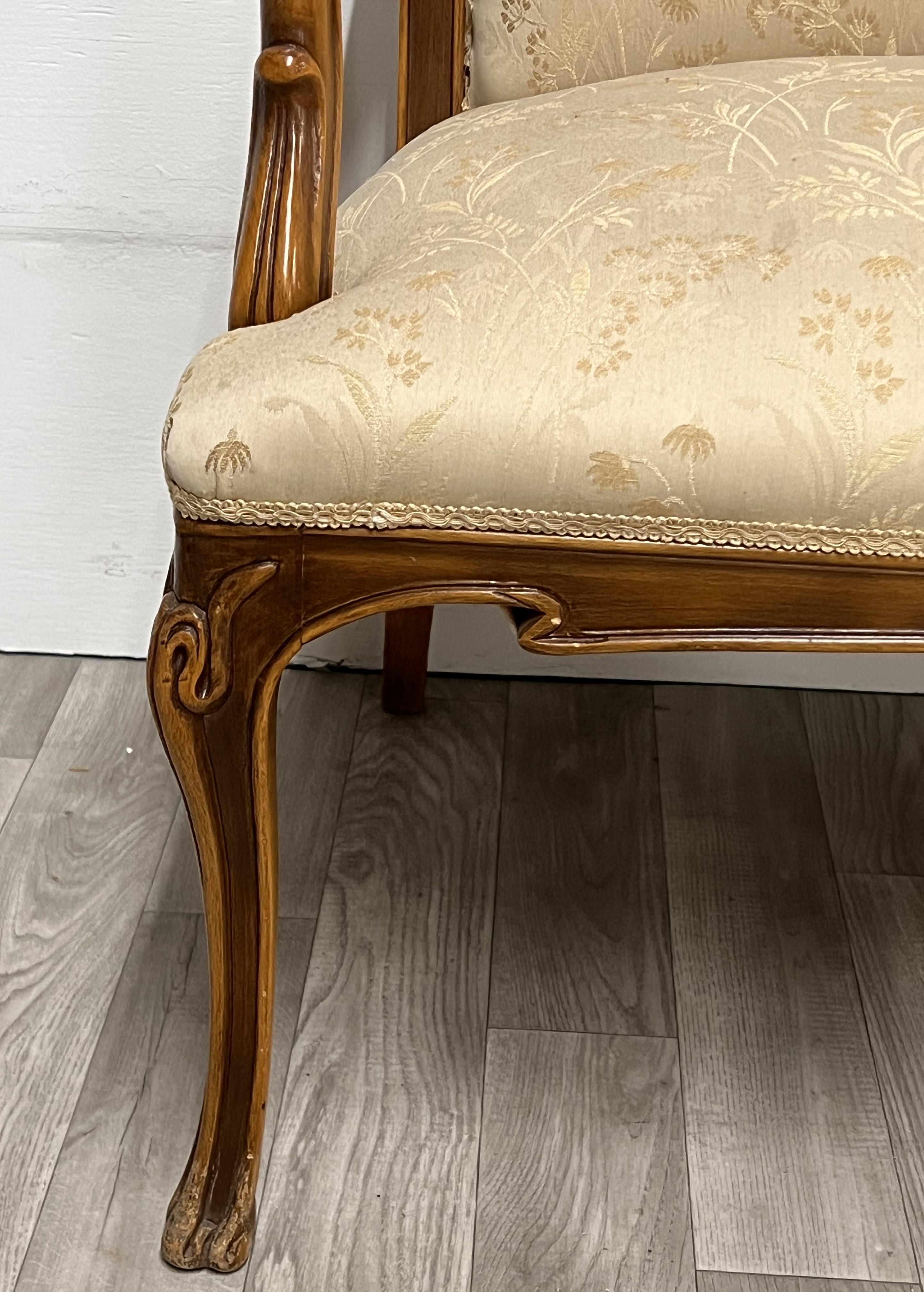 Milieu du XXe siècle Petit canapé de style Art Déco en vente