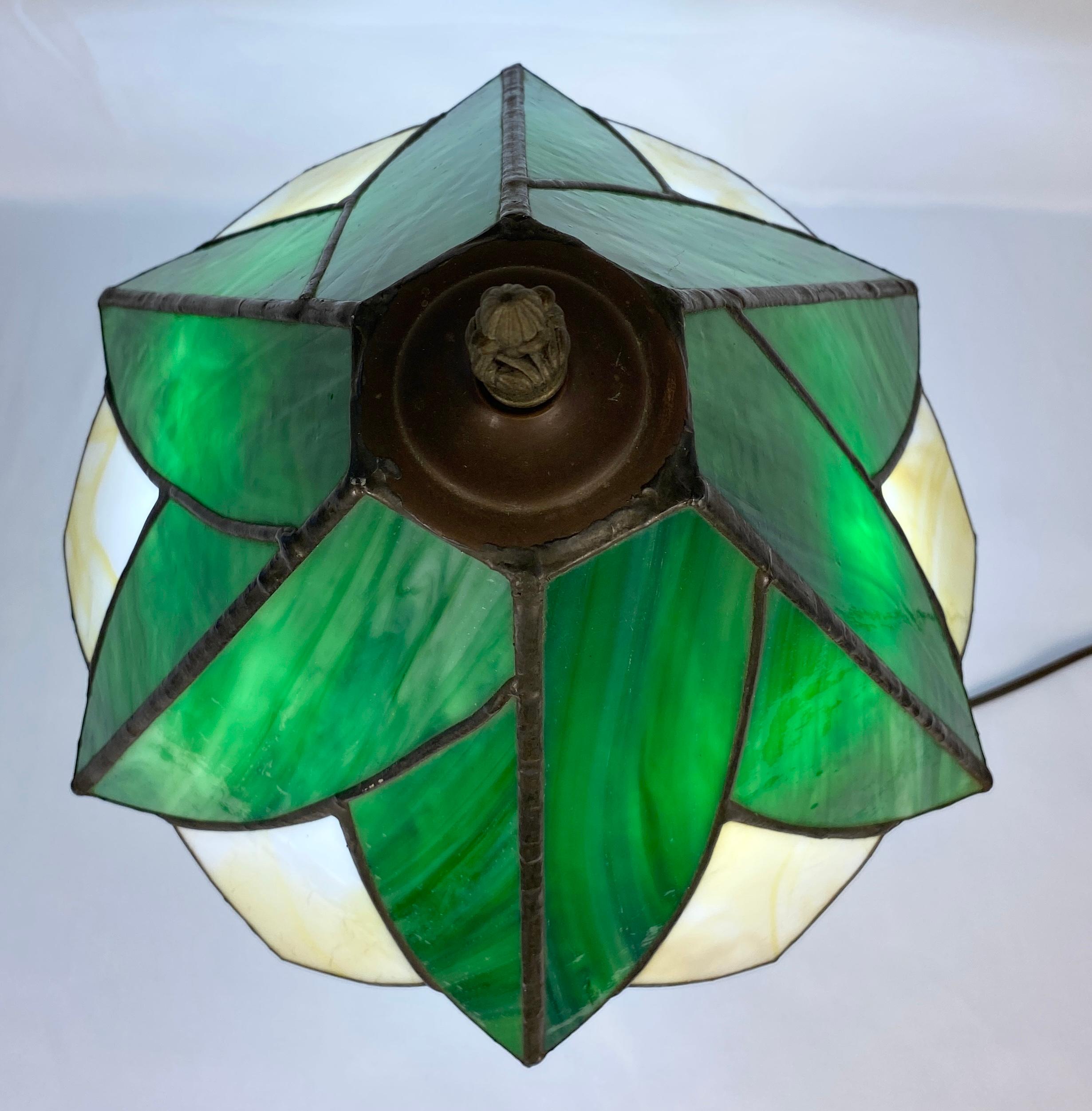 American Art Deco Style Stained Glass Table Lamp For Sale