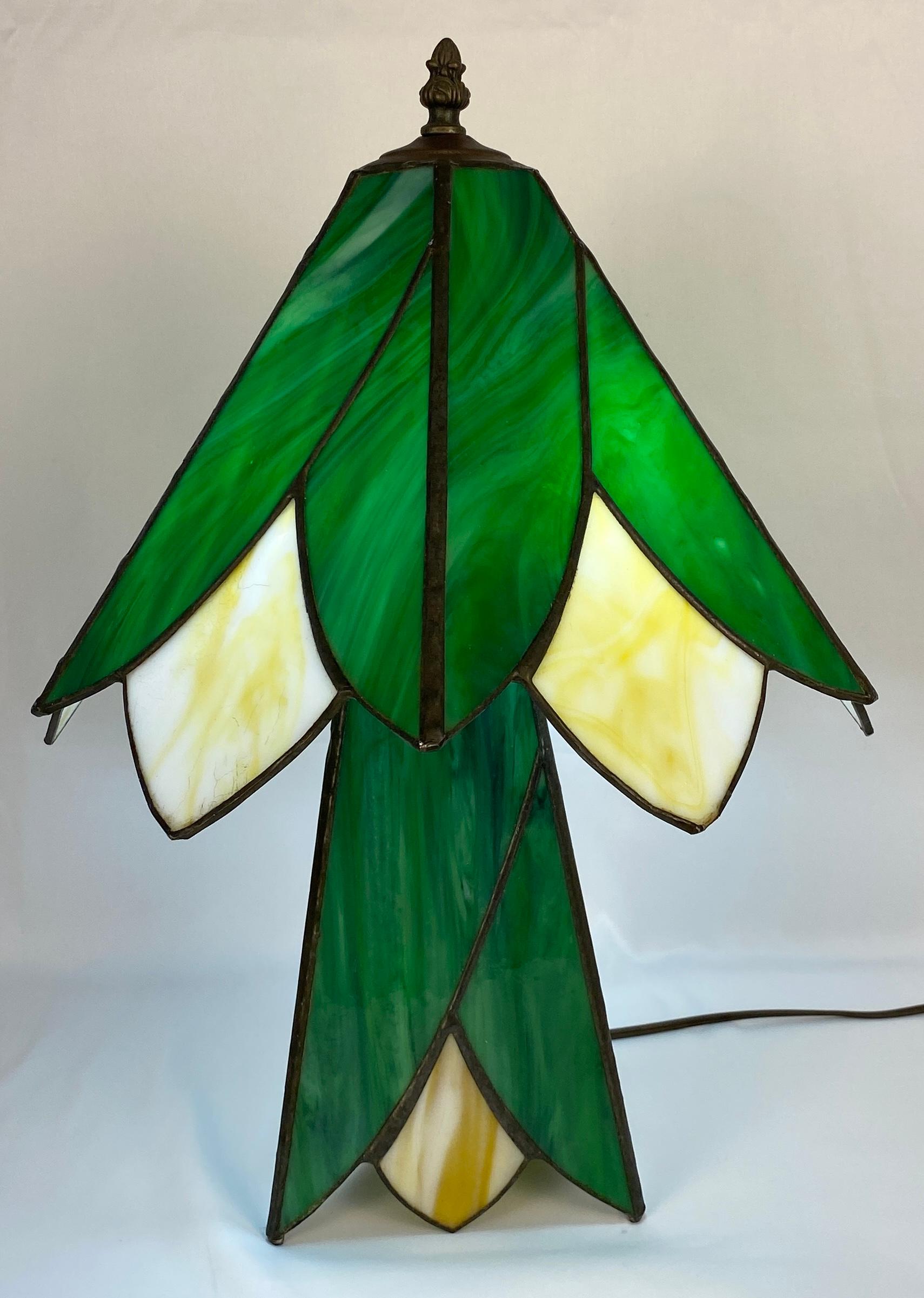 Art Deco Style Stained Glass Table Lamp For Sale 3