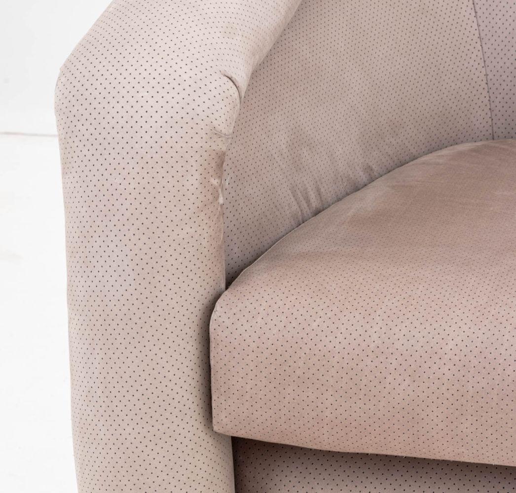 Paire de chaises à baignoire tournante en daim de style Art Déco Bon état - En vente à Astoria, NY