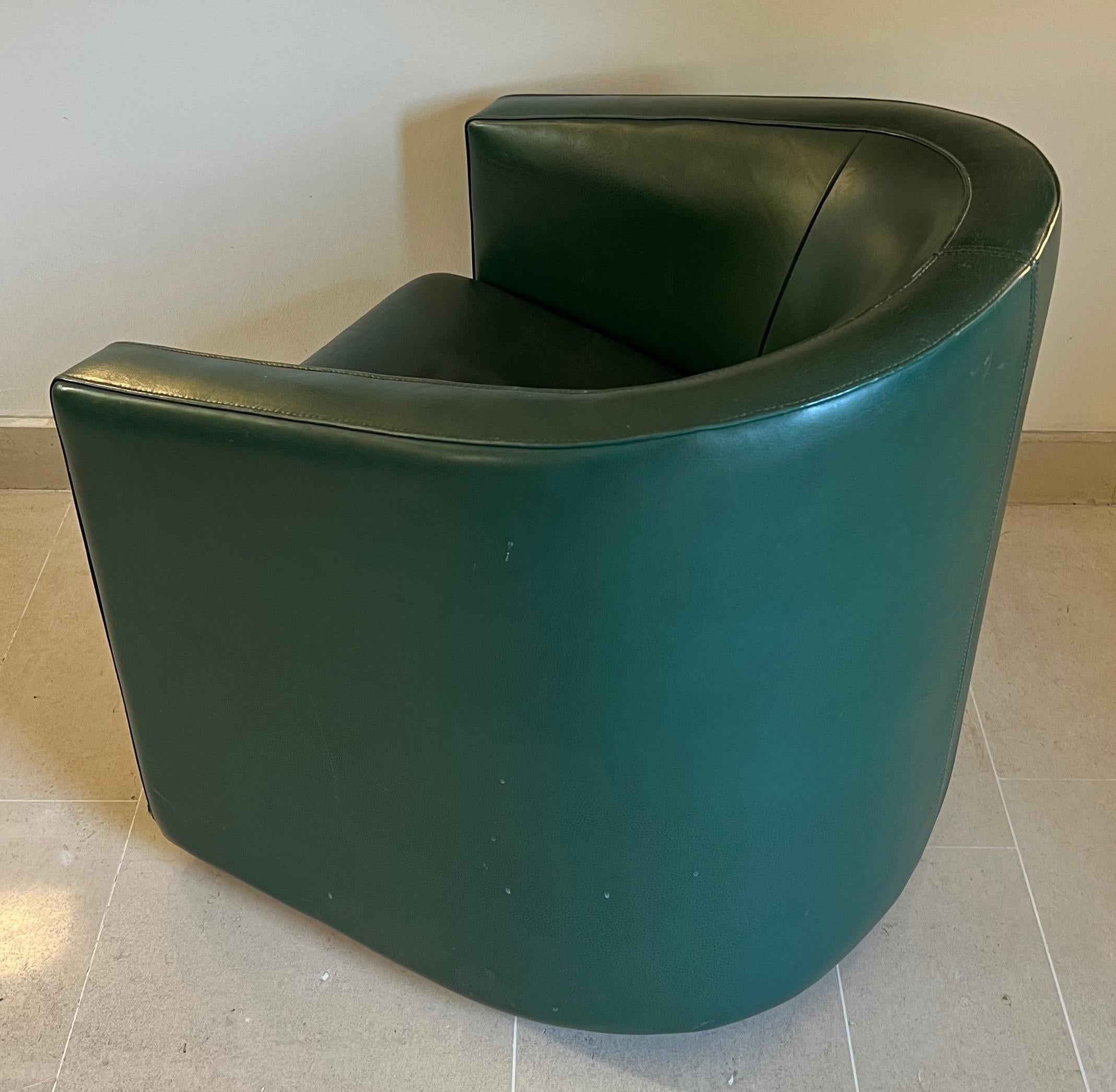Art Deco Style Swivel Green Leather Club Armchair. Circa 1980 For Sale 3