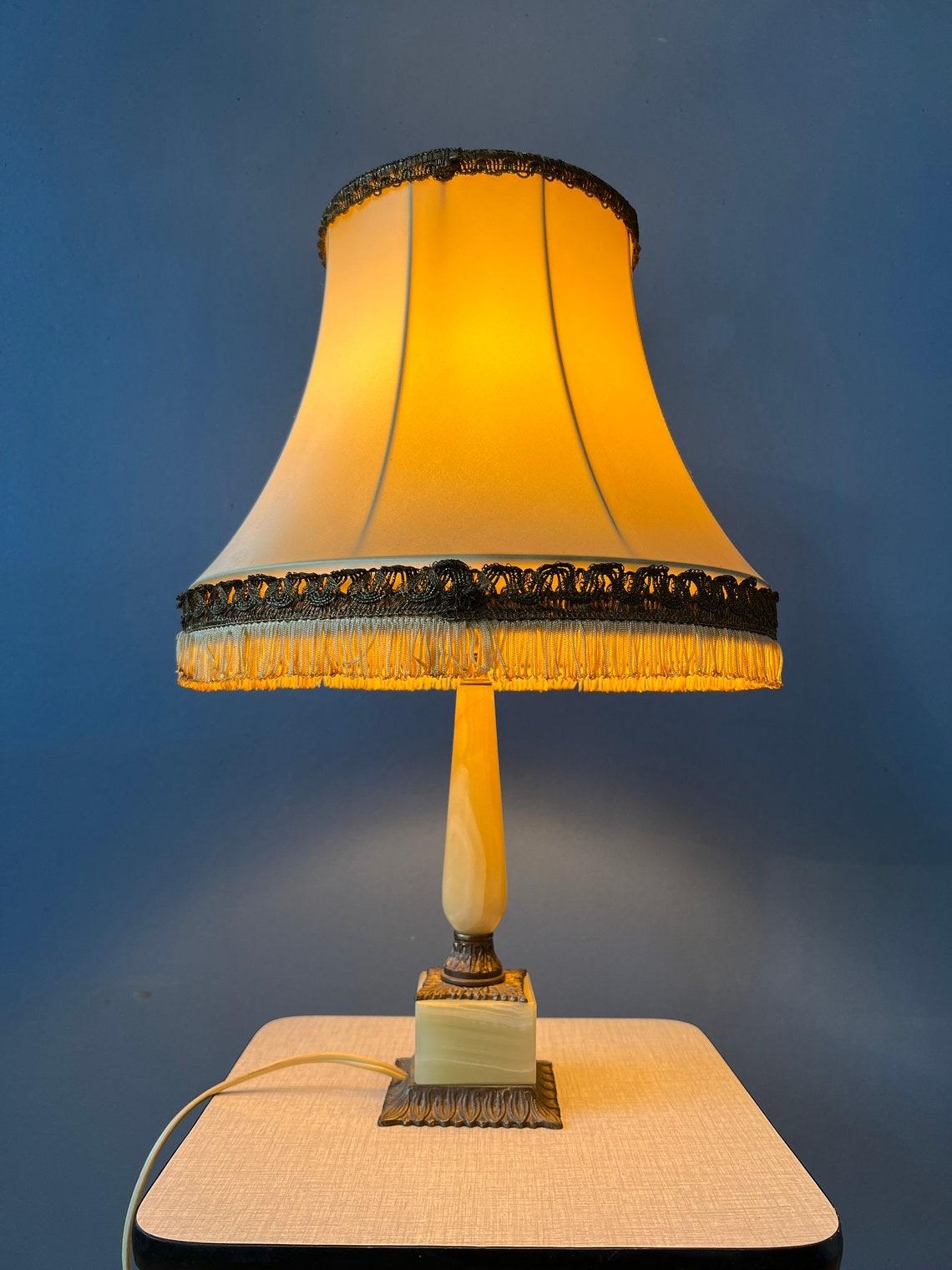 Art Deco Style Table Lamp with Marble Base, 1970s In Excellent Condition For Sale In ROTTERDAM, ZH