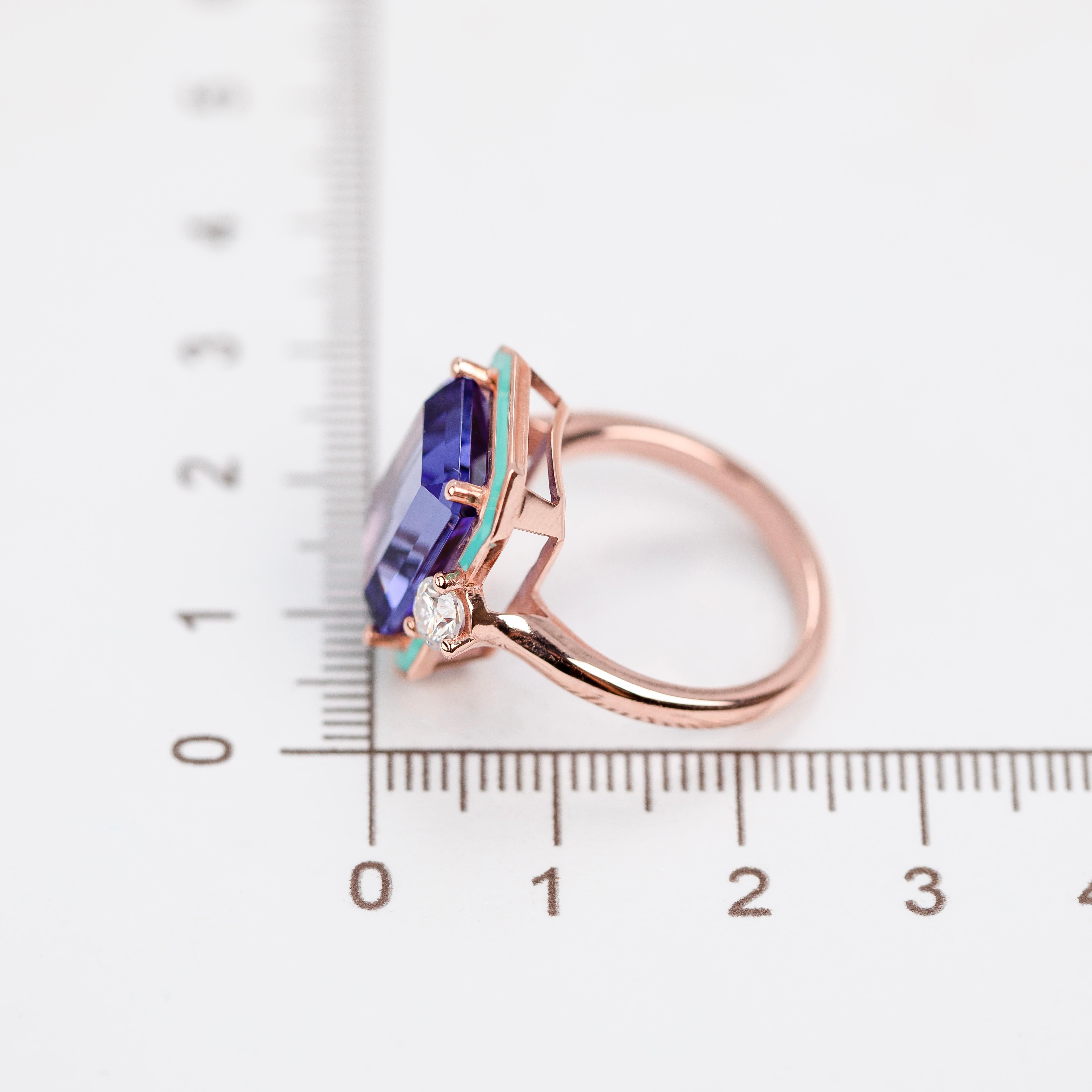 Art Deco Style, Tanzanite and Moissanite Stone Ring, 925 silver rose gold plated For Sale 4