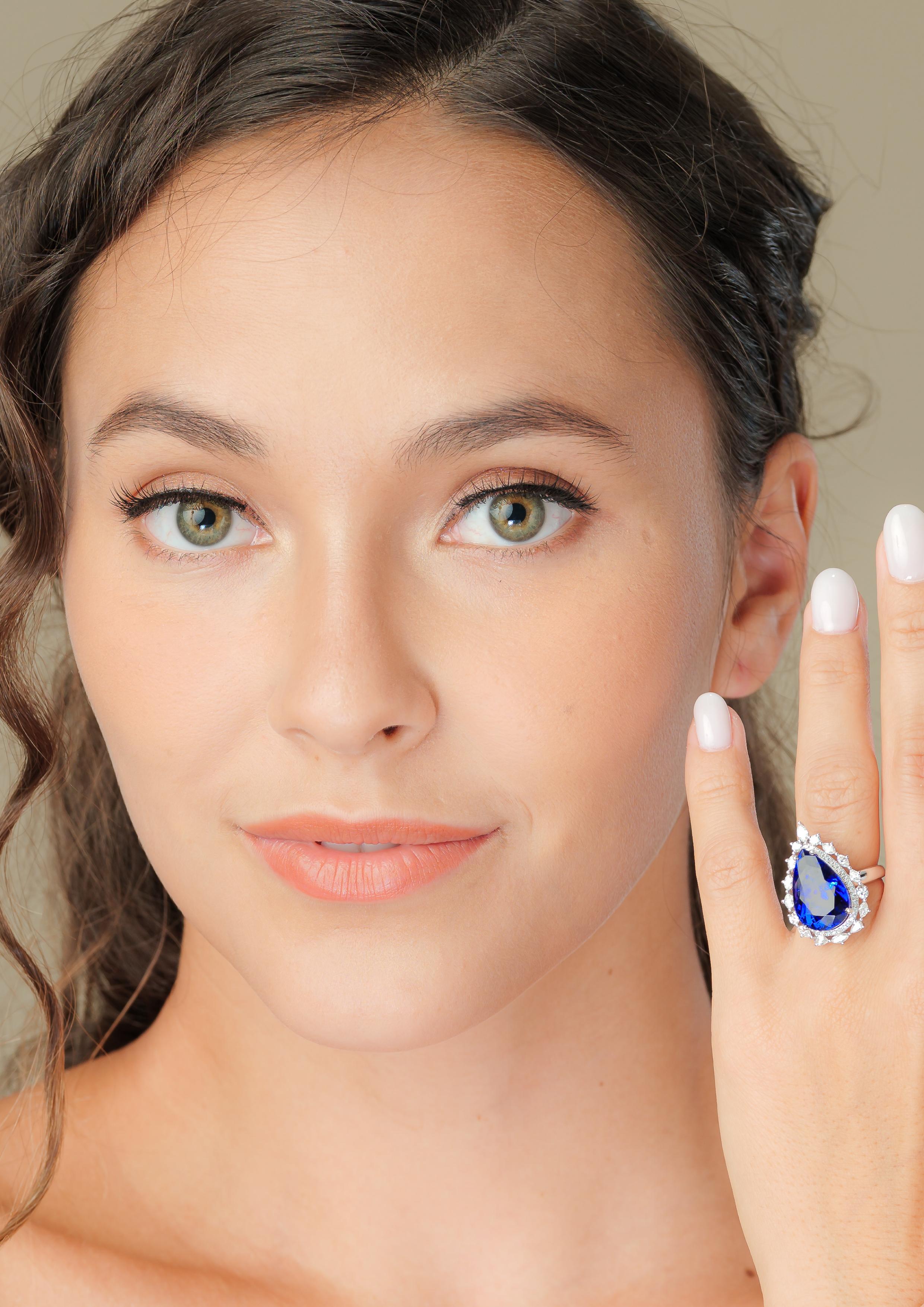 Contemporary Sunita Nahata Art Deco Style Tanzanite Ring with Diamond in 18 Karat White Gold For Sale