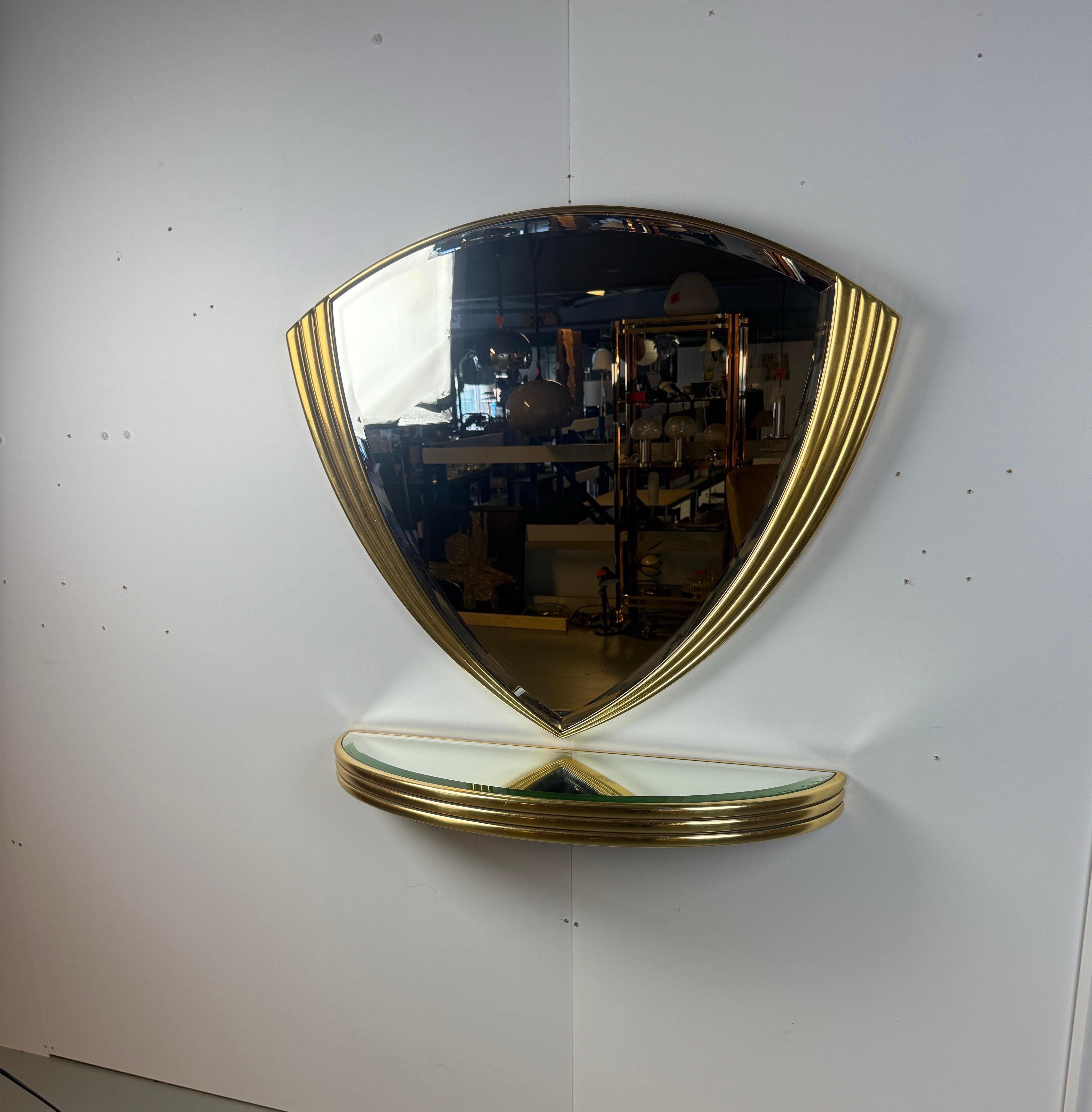 Mid-Century Modern Miroir mural doré de style Art-déco avec console 1970 Belgique -set- en vente