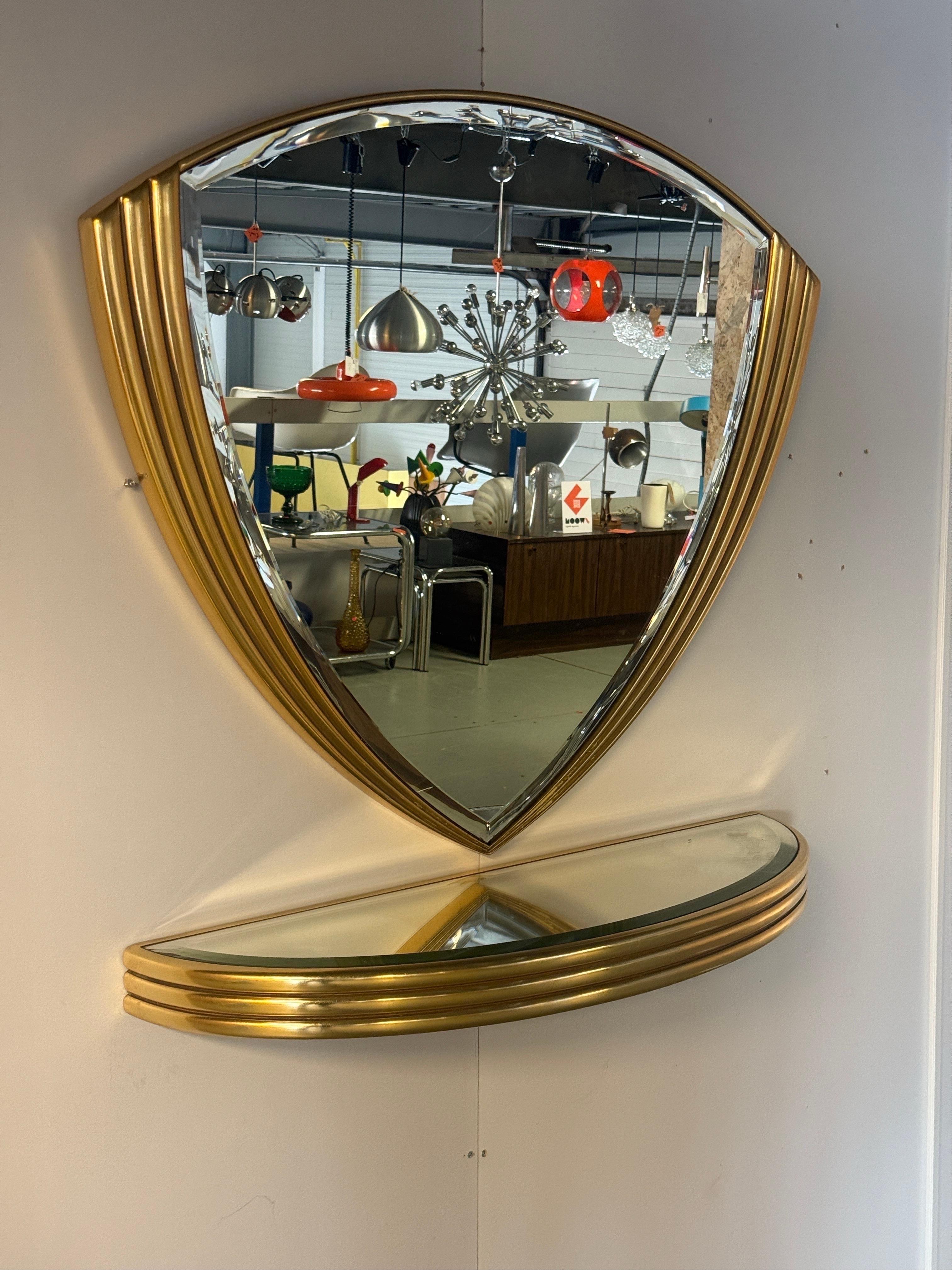 Belge Miroir mural doré de style Art-déco avec console 1970 Belgique -set- en vente