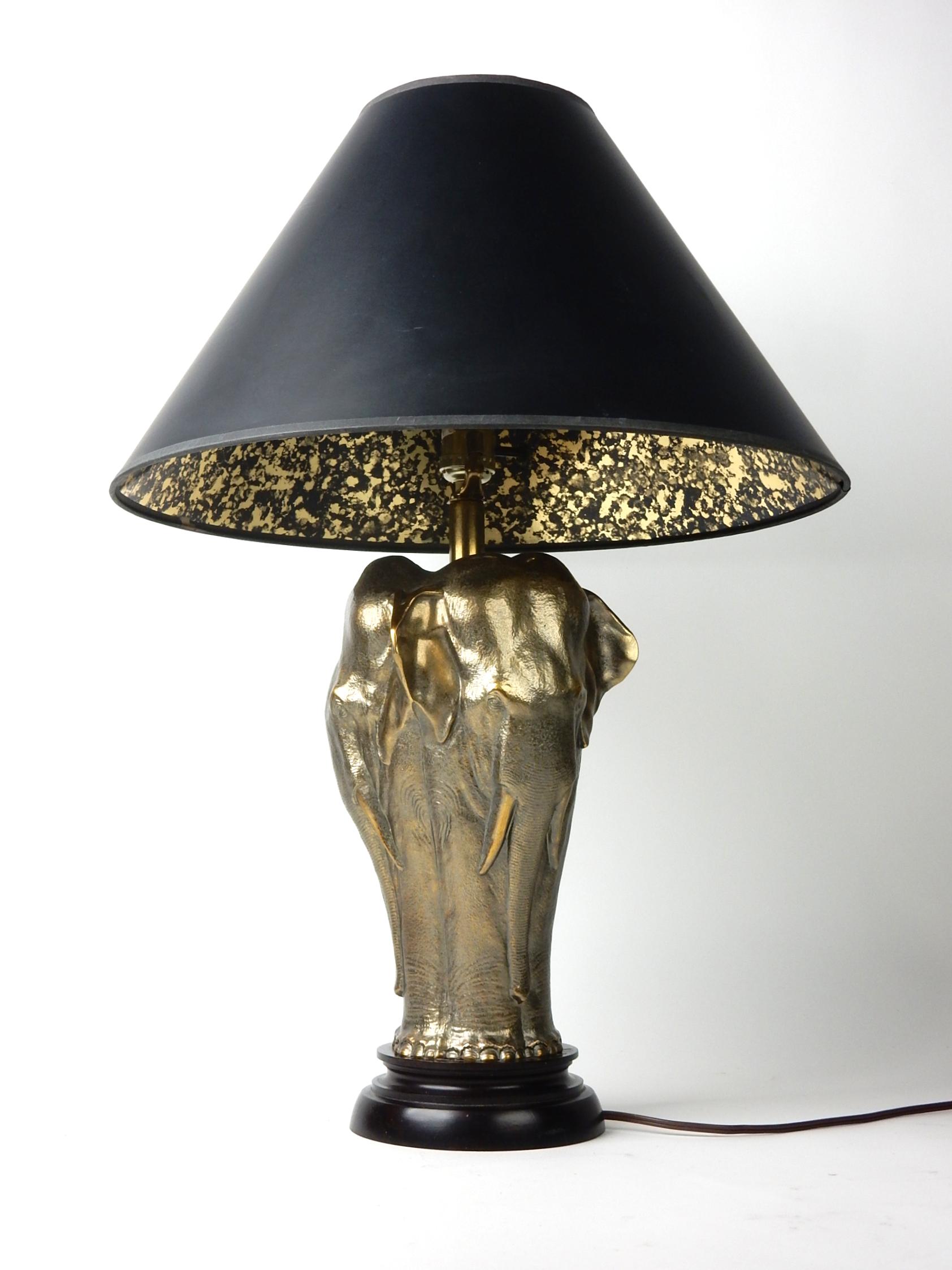 20th Century Art Deco Style Trio of Elephants Brass Table Lamp by Chapman
