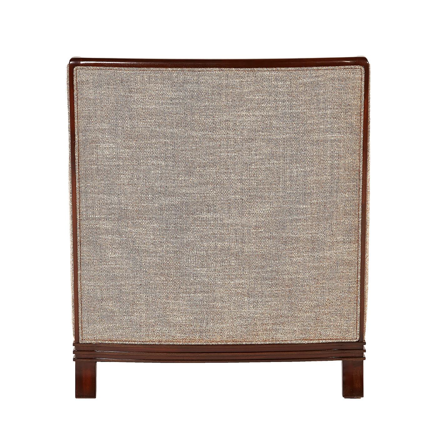 Art Deco Style Upholstering Armchair (amerikanisch) im Angebot