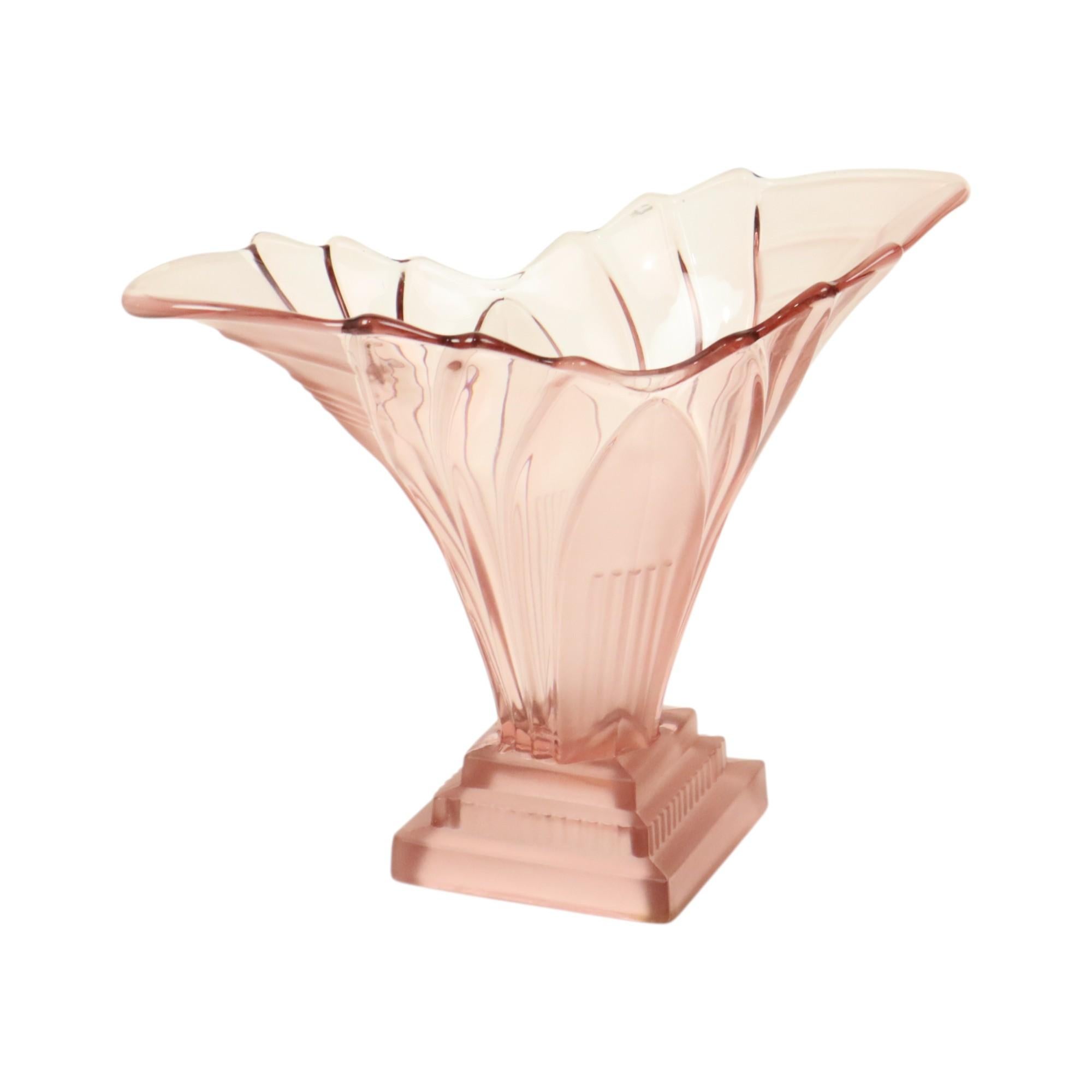 Art Deco Style Vase Model Greta 1950s Walther VEB Sachsenglas For Sale 8