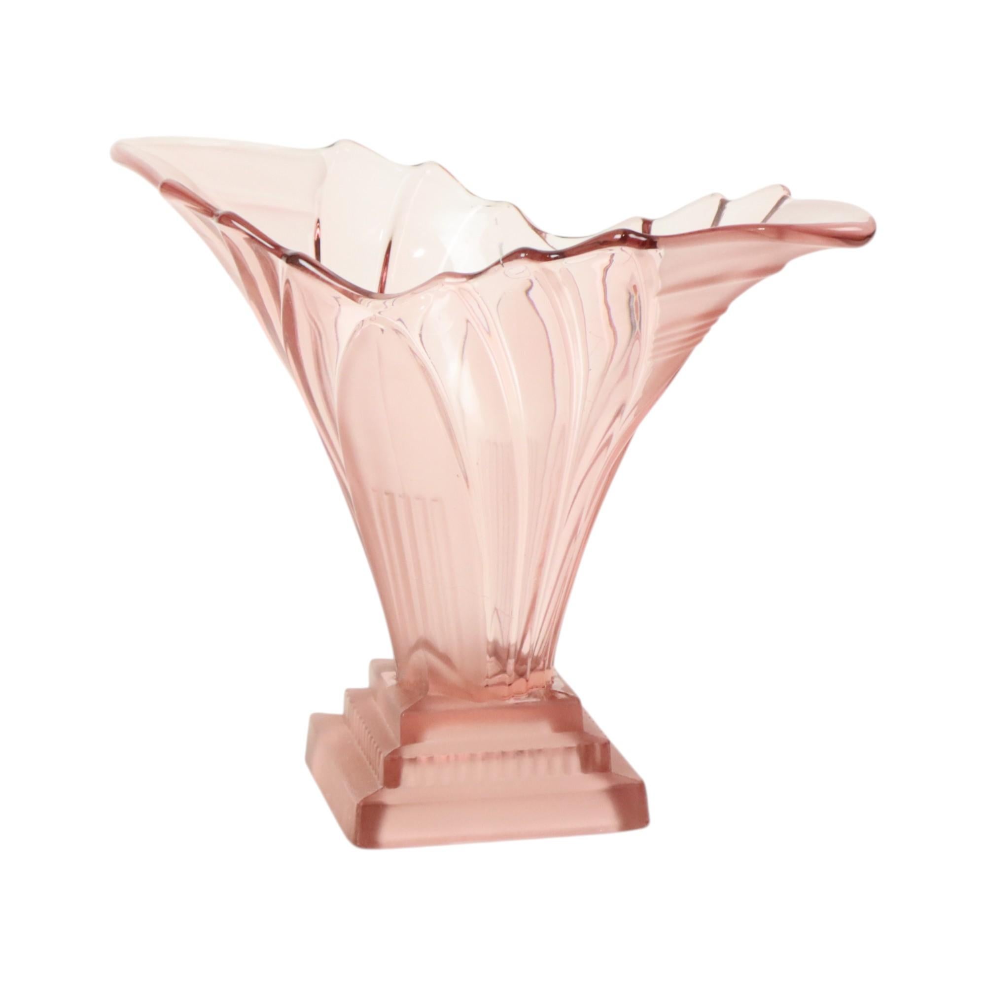 Art Deco Style Vase Model Greta 1950s Walther VEB Sachsenglas For Sale 1