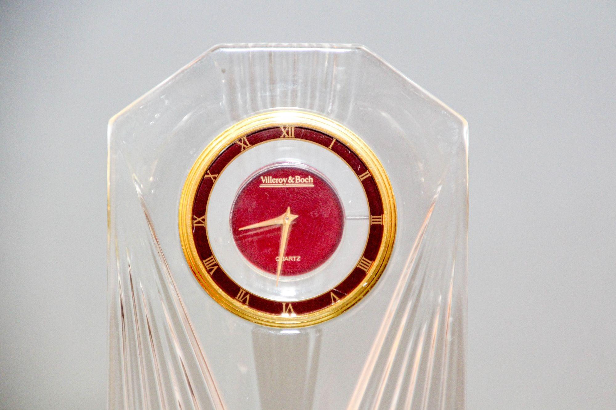 Hand-Crafted Art Deco Style Villeroy & Boch Crystal Quartz Clock Paperweight 1970s For Sale