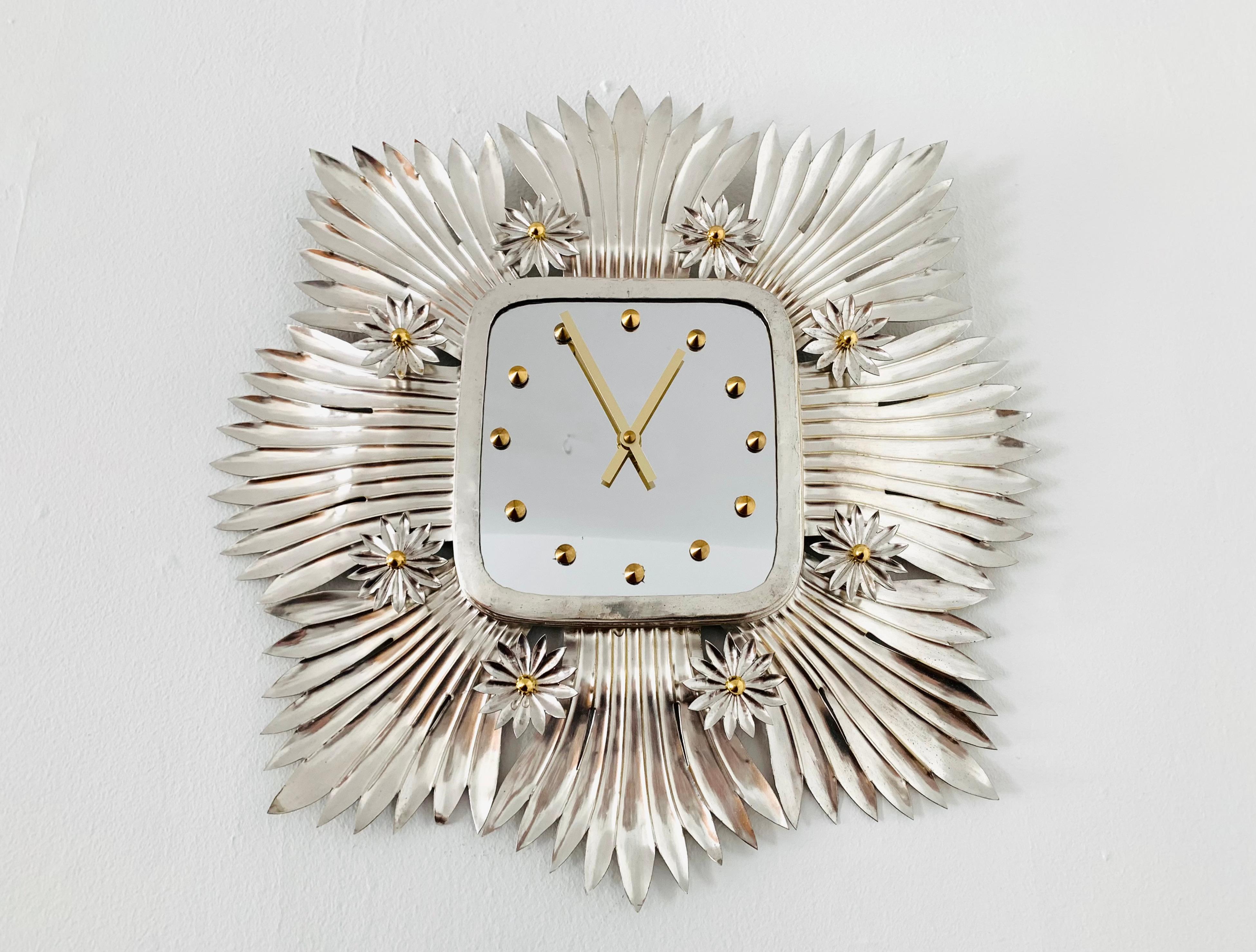 Art Deco Style Wall Clock In Good Condition In München, DE