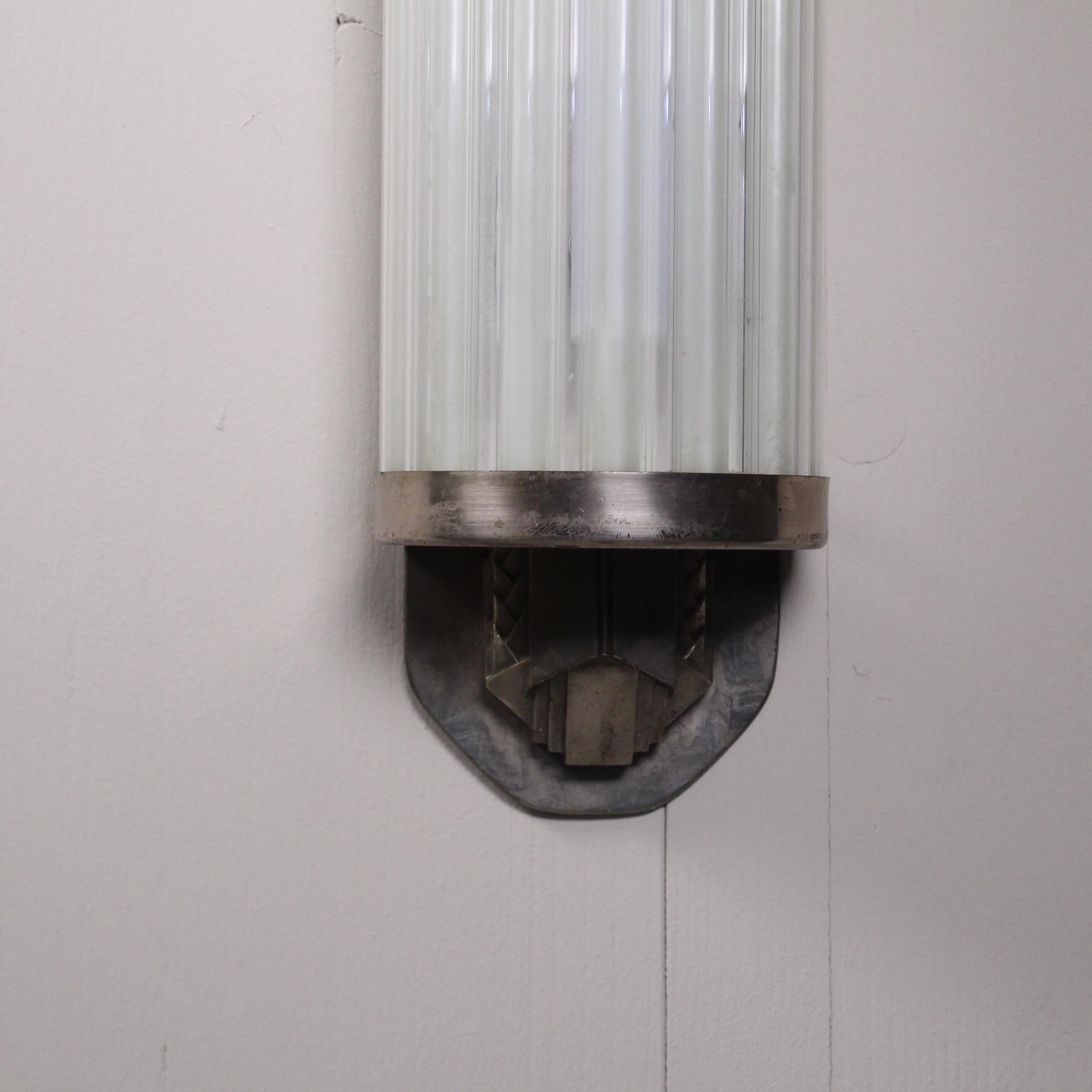 Art Deco style wall sconce, original from the 1930s For Sale 12