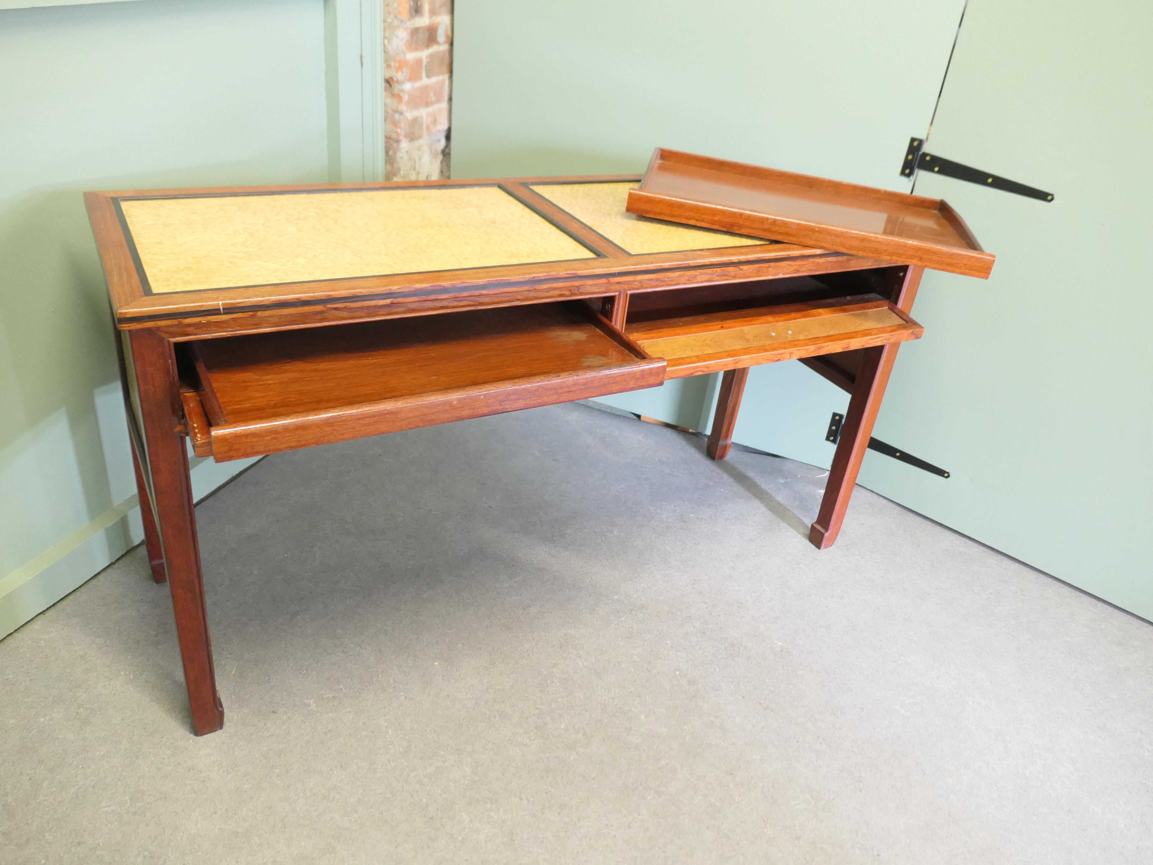 Mid-20th Century Art Deco Style Walnut and Maple Reception Desk This very stylish Art Deco desk