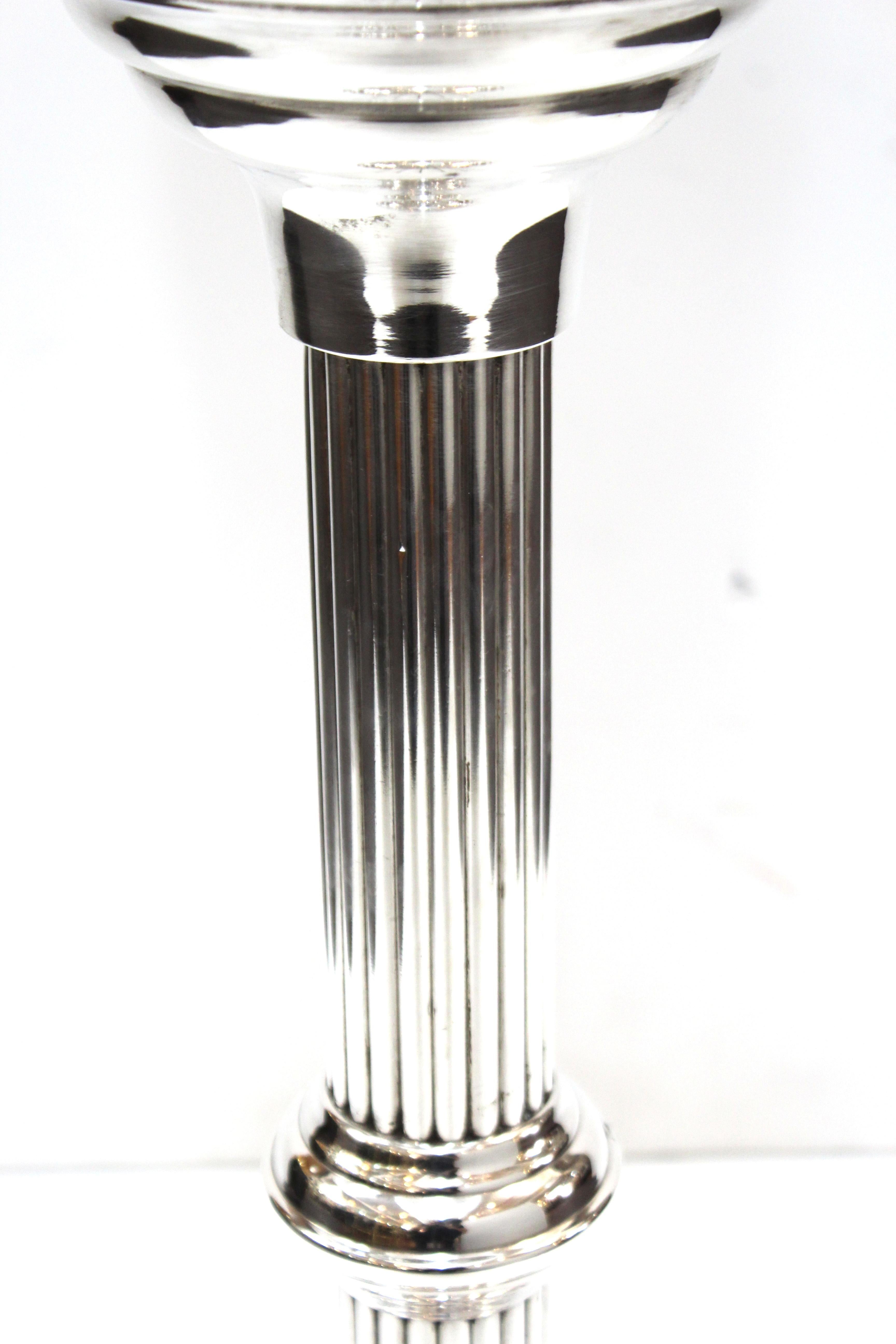 Art Deco Style WearBright Chrome Champagne Ice Bucket with Matching Stand In Good Condition In Astoria, NY