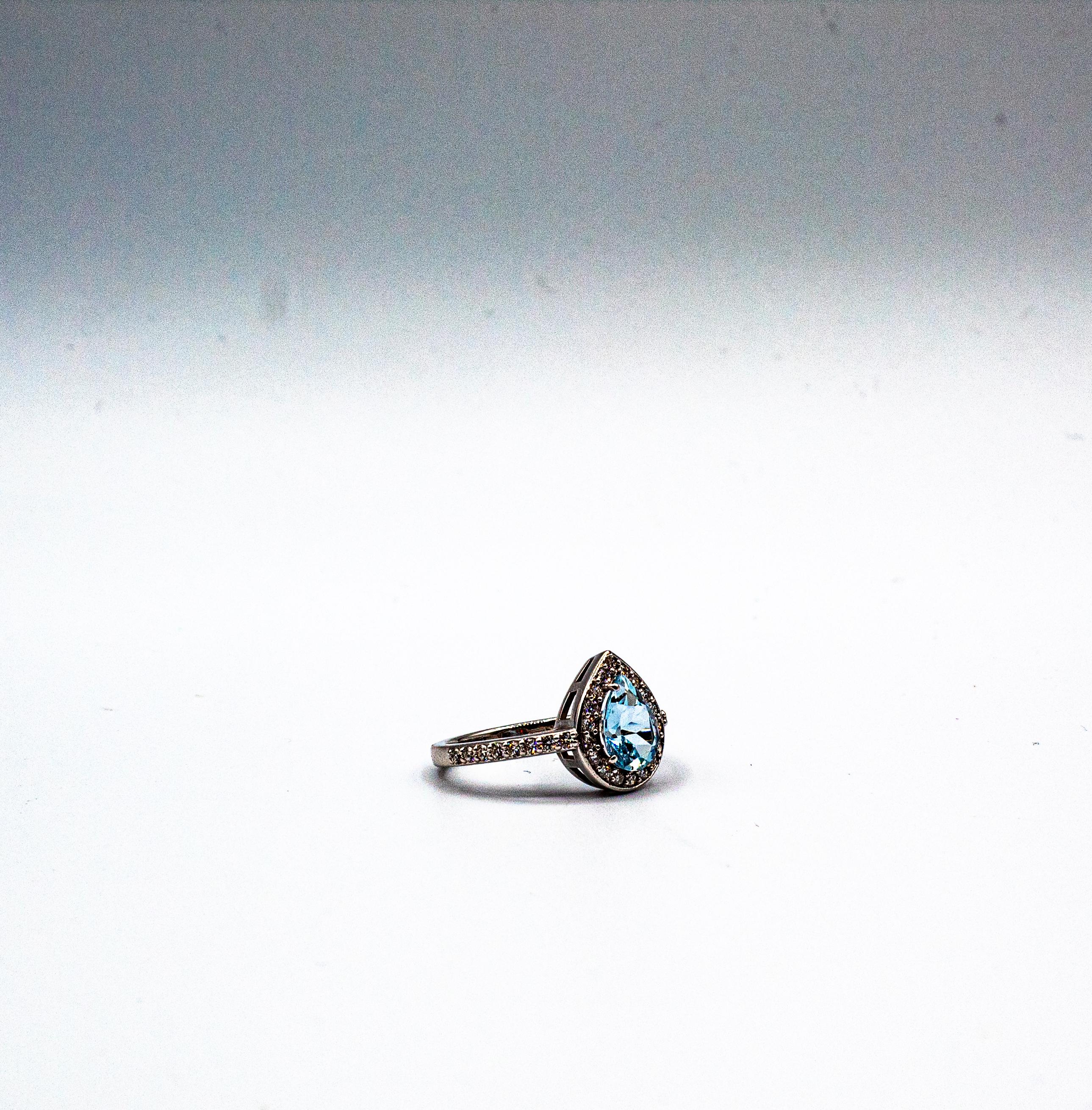 Bague de cocktail en or blanc de style Art déco, diamant taille brillant, aigue-marine en vente 4