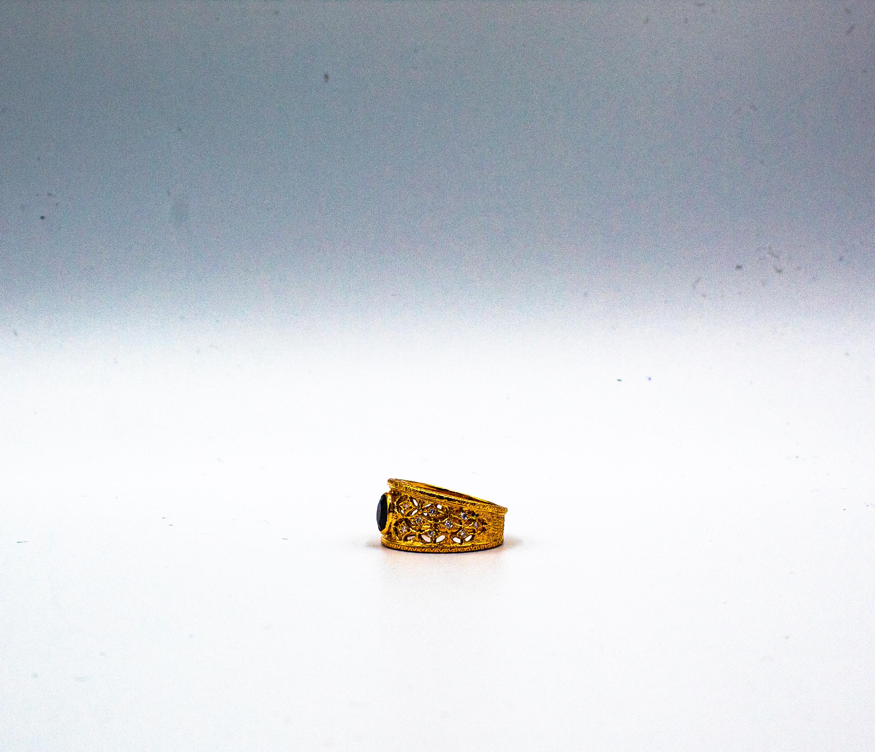 Anello a fascia in oro giallo con diamante blu e zaffiro, stile Art Deco, bianco e taglio a brillante in vendita 5