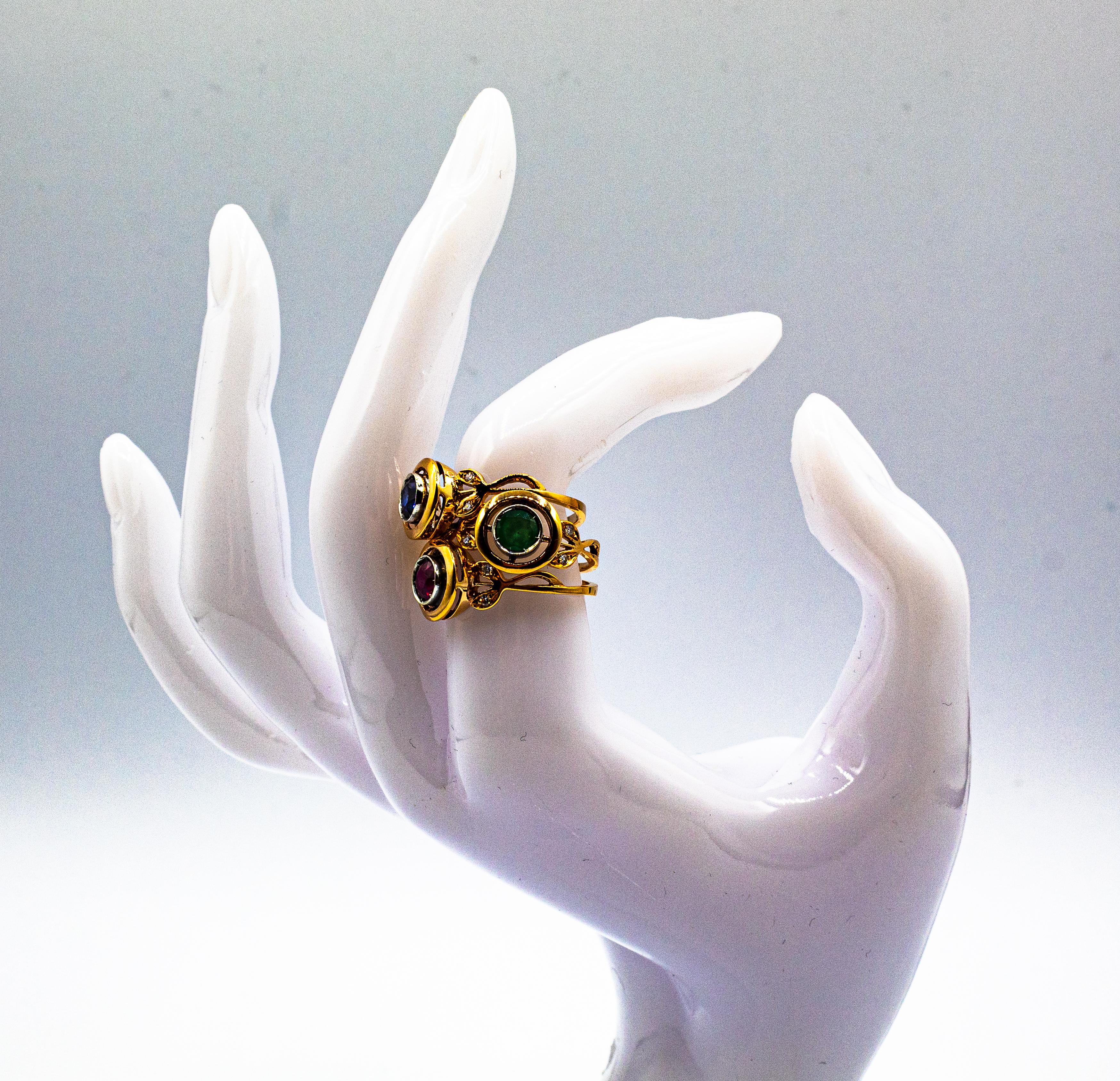 Women's or Men's Art Deco Style White Brilliant Cut Diamond Blue Sapphire Yellow Gold Ring For Sale