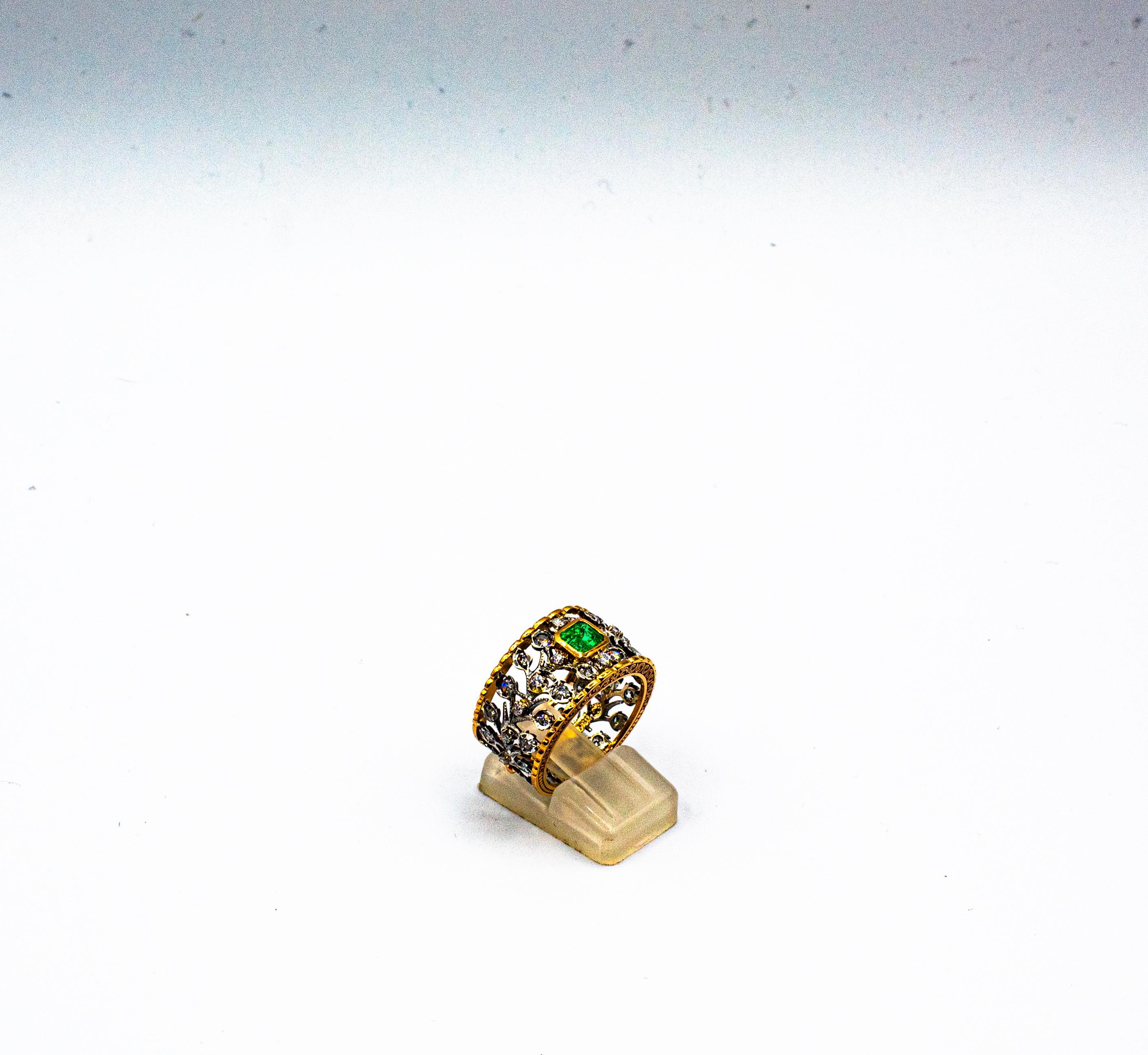 Anello a fascia in oro giallo con diamante smeraldo taglio brillante bianco in stile Art Deco in vendita 1