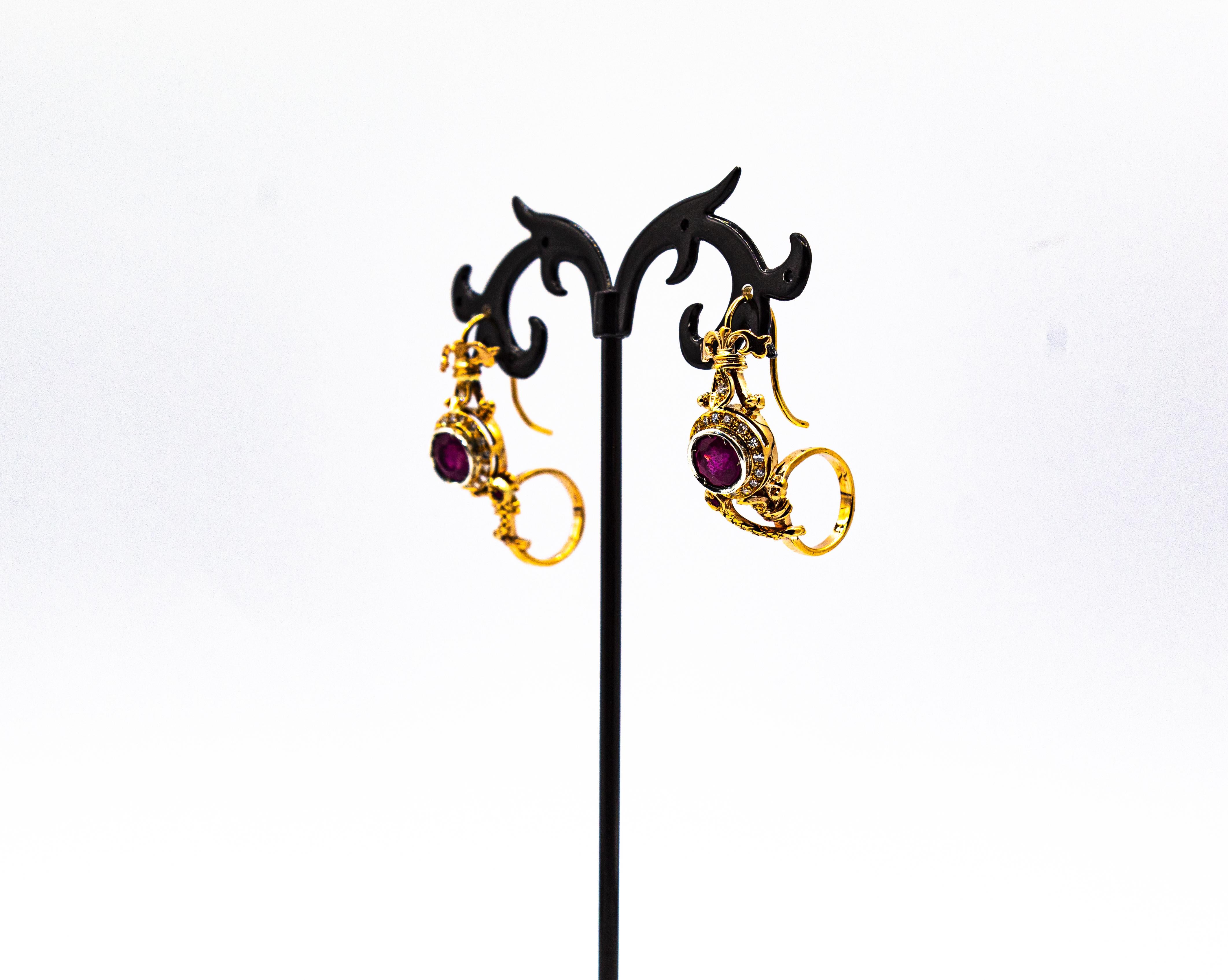 Boucles d'oreilles pendantes en or jaune, rubis, diamant blanc taillé en brillant, style Art Déco en vente 2