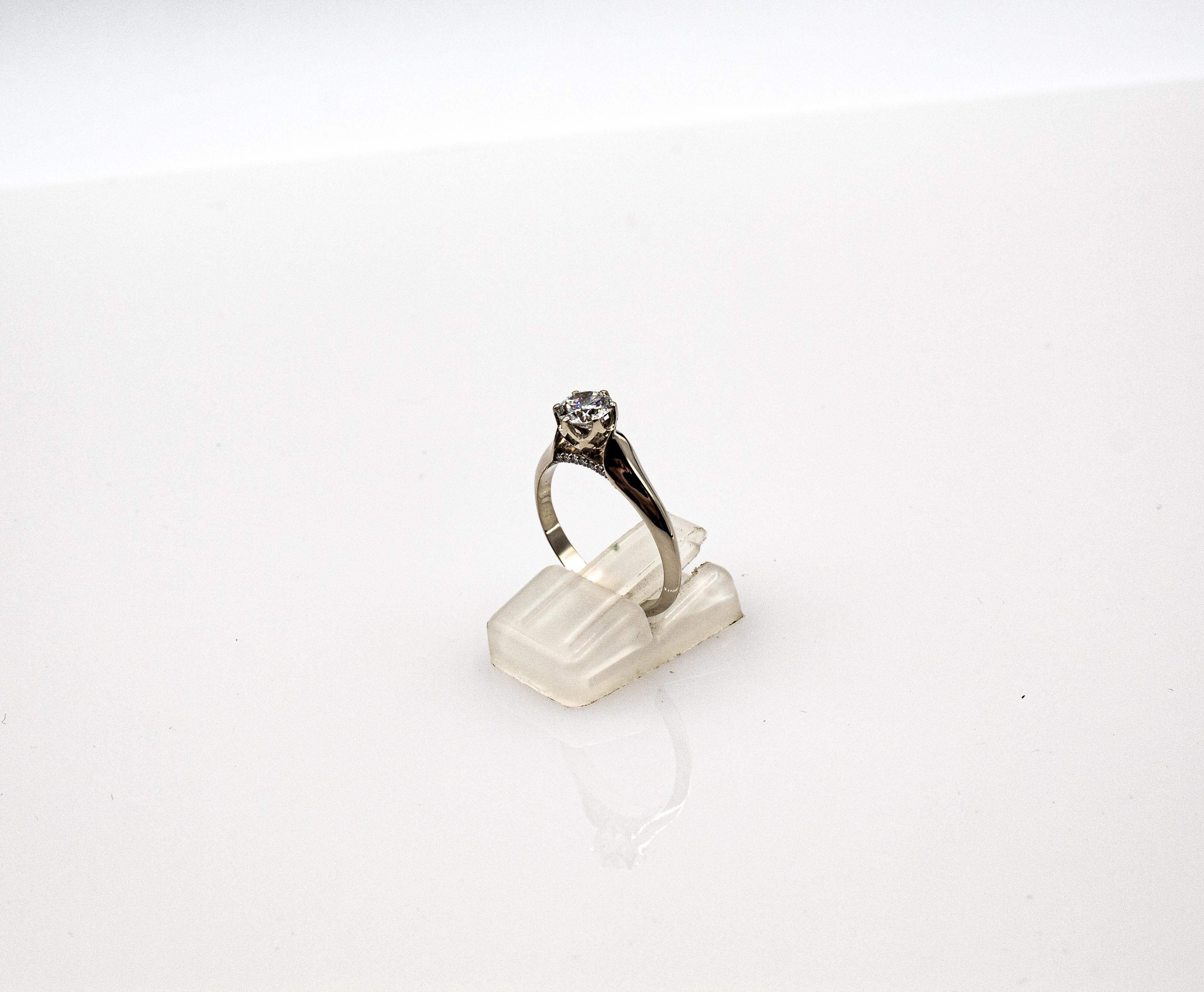 Art Deco Style White Brilliant Cut Diamond White Gold Solitaire Ring In New Condition In Naples, IT