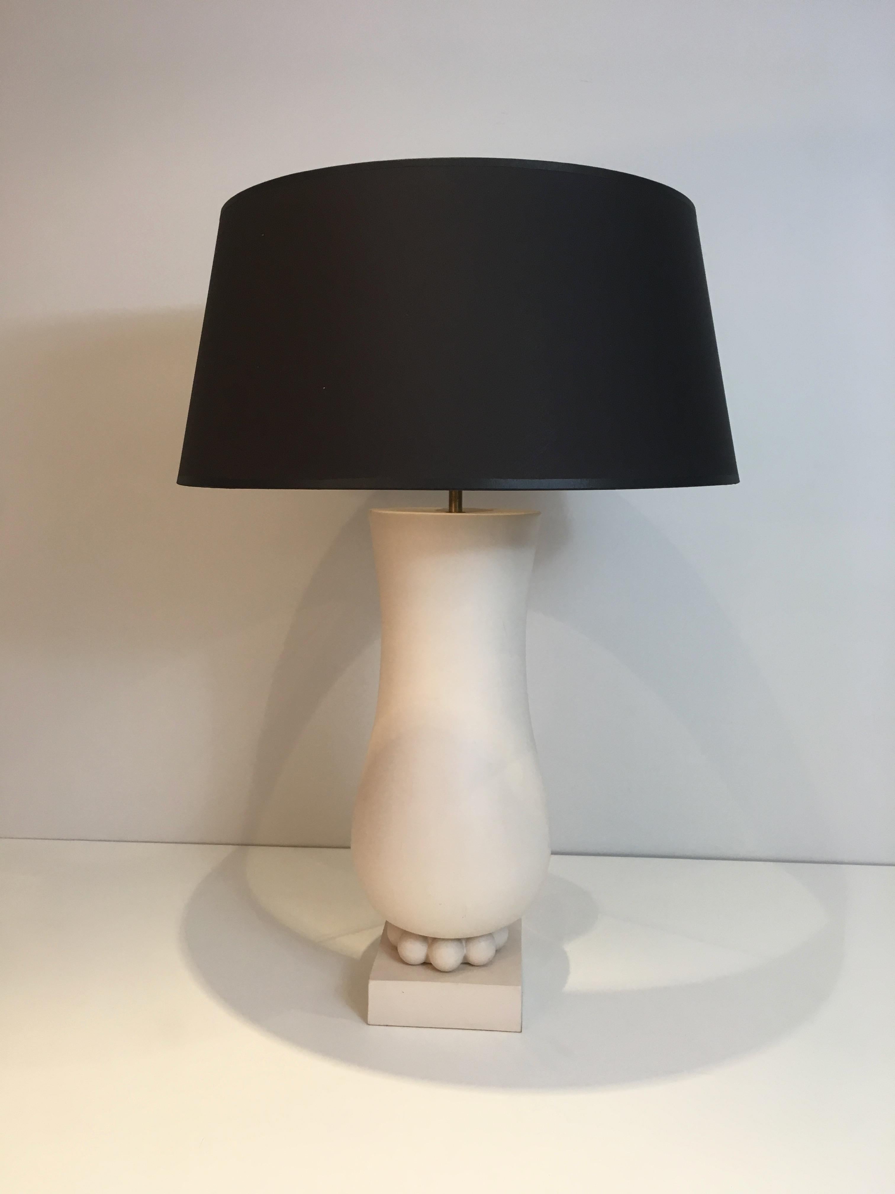 Art Deco Style White Ceramic Table Lamp 11