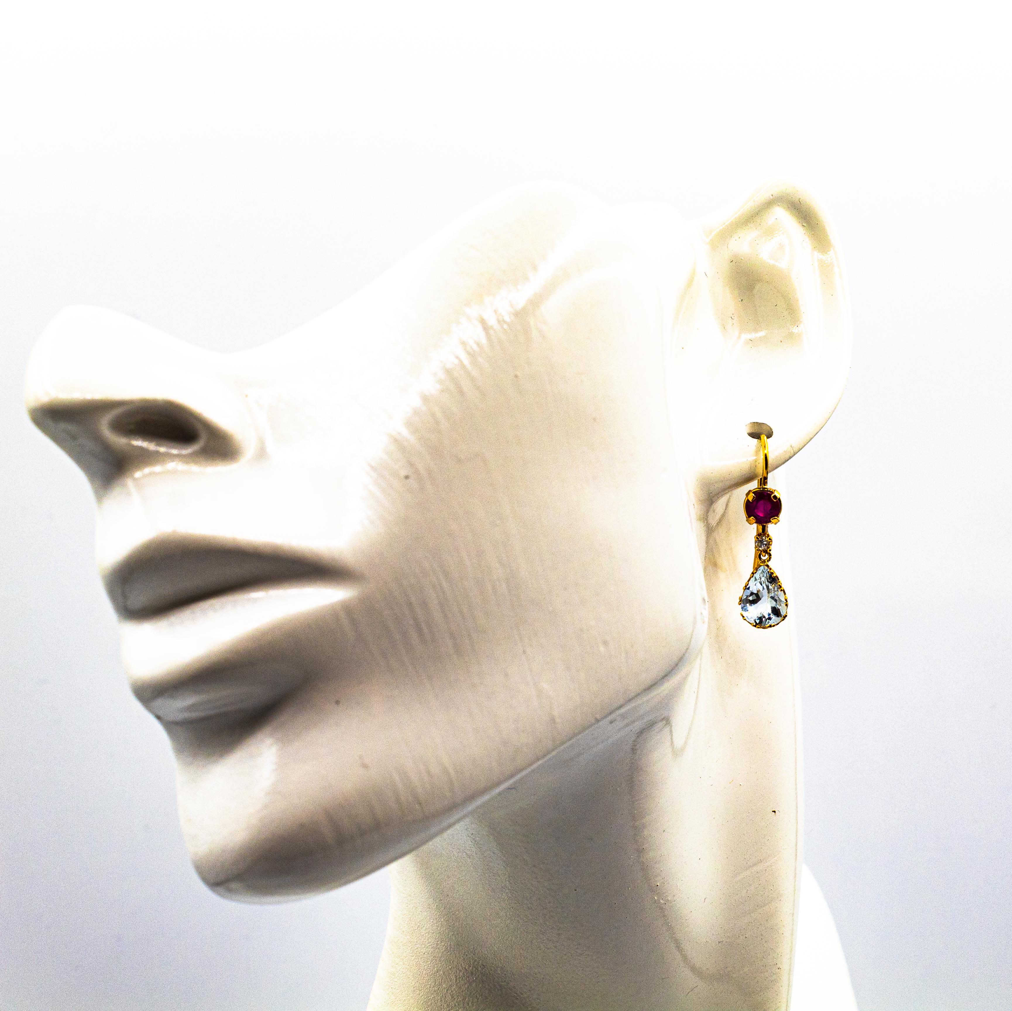 Clous d'oreilles pendantes de style Art déco en or jaune avec diamant blanc, aigue-marine et rubis en vente 9