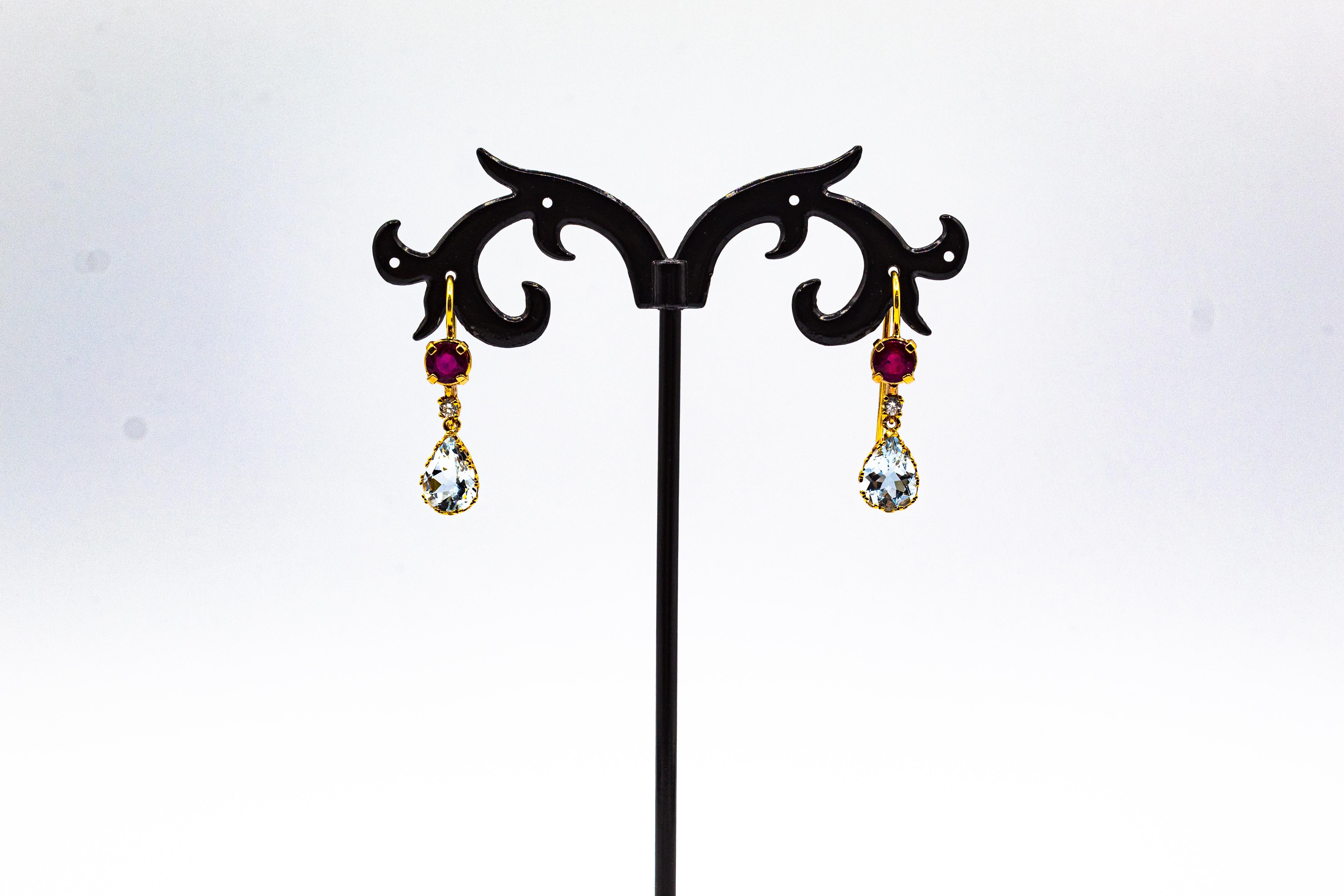 Clous d'oreilles pendantes de style Art déco en or jaune avec diamant blanc, aigue-marine et rubis en vente 2