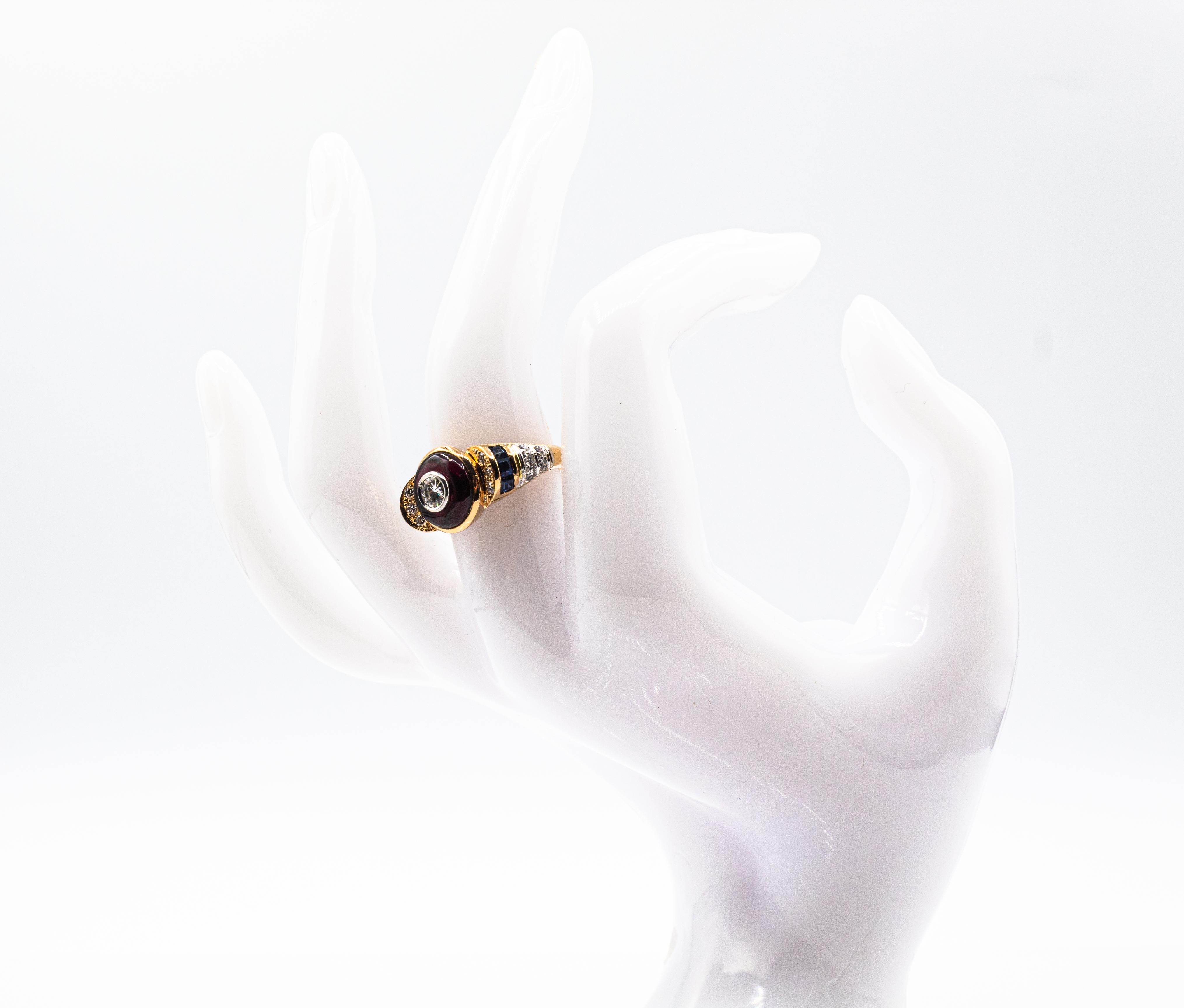 Bague cocktail de style Art déco en or jaune, diamant blanc, saphir bleu, grenat et grenat en vente 12