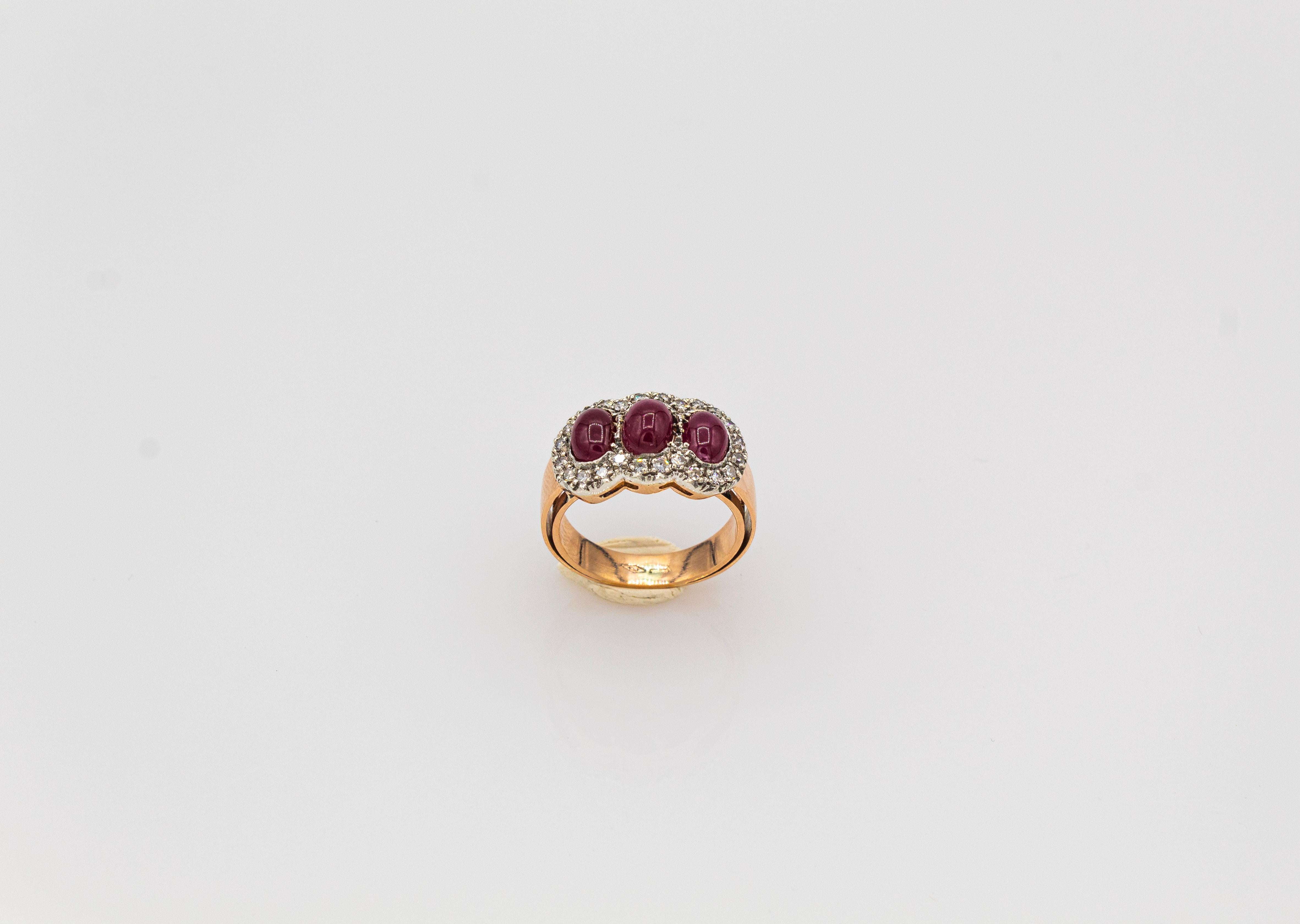 Art Deco Style White Diamond Cabochon Oval Cut Ruby Yellow Gold Band Ring In New Condition In Naples, IT