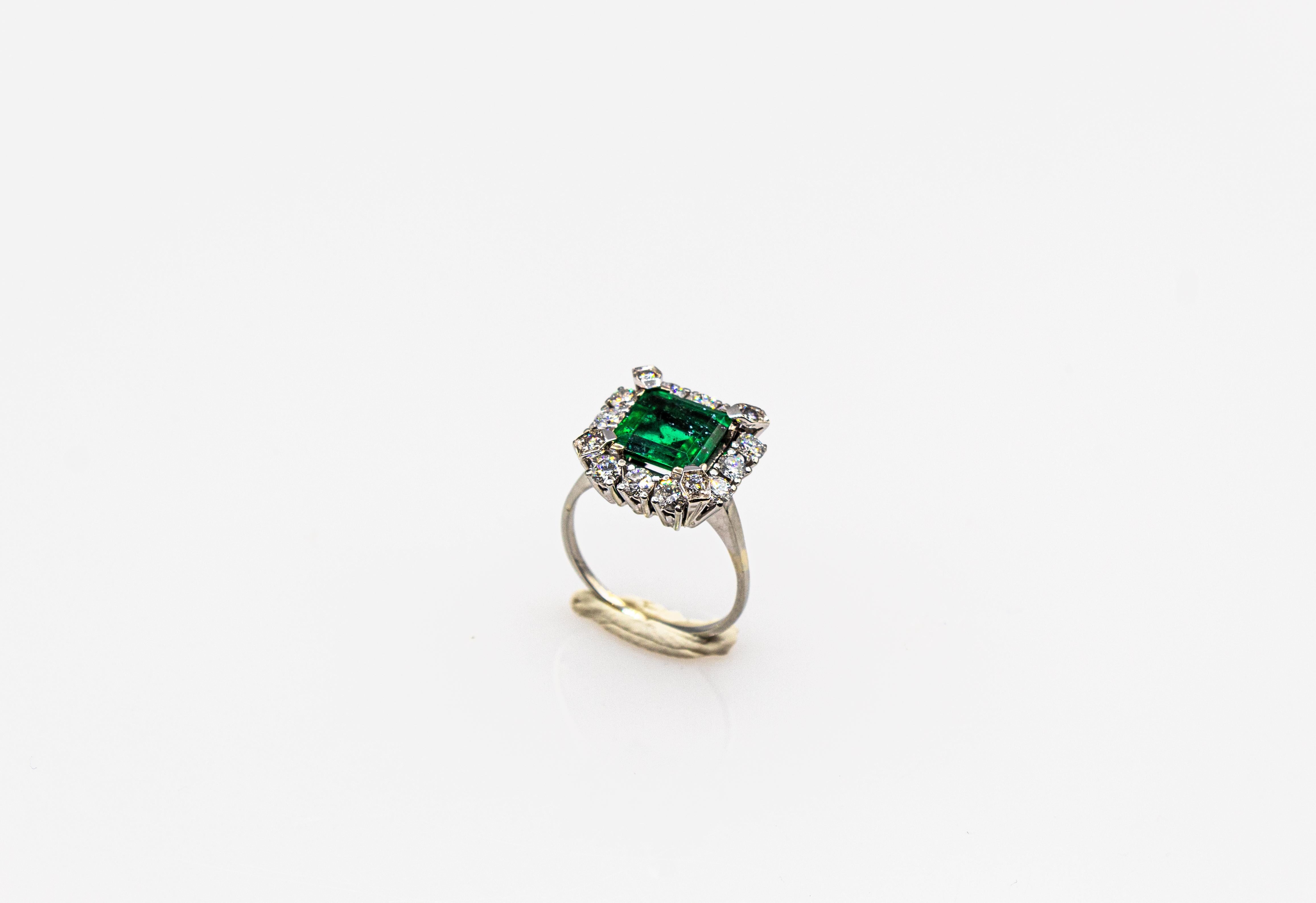 Women's or Men's Art Deco Style White Diamond Carré Cut Emerald White Gold Cocktail Ring For Sale
