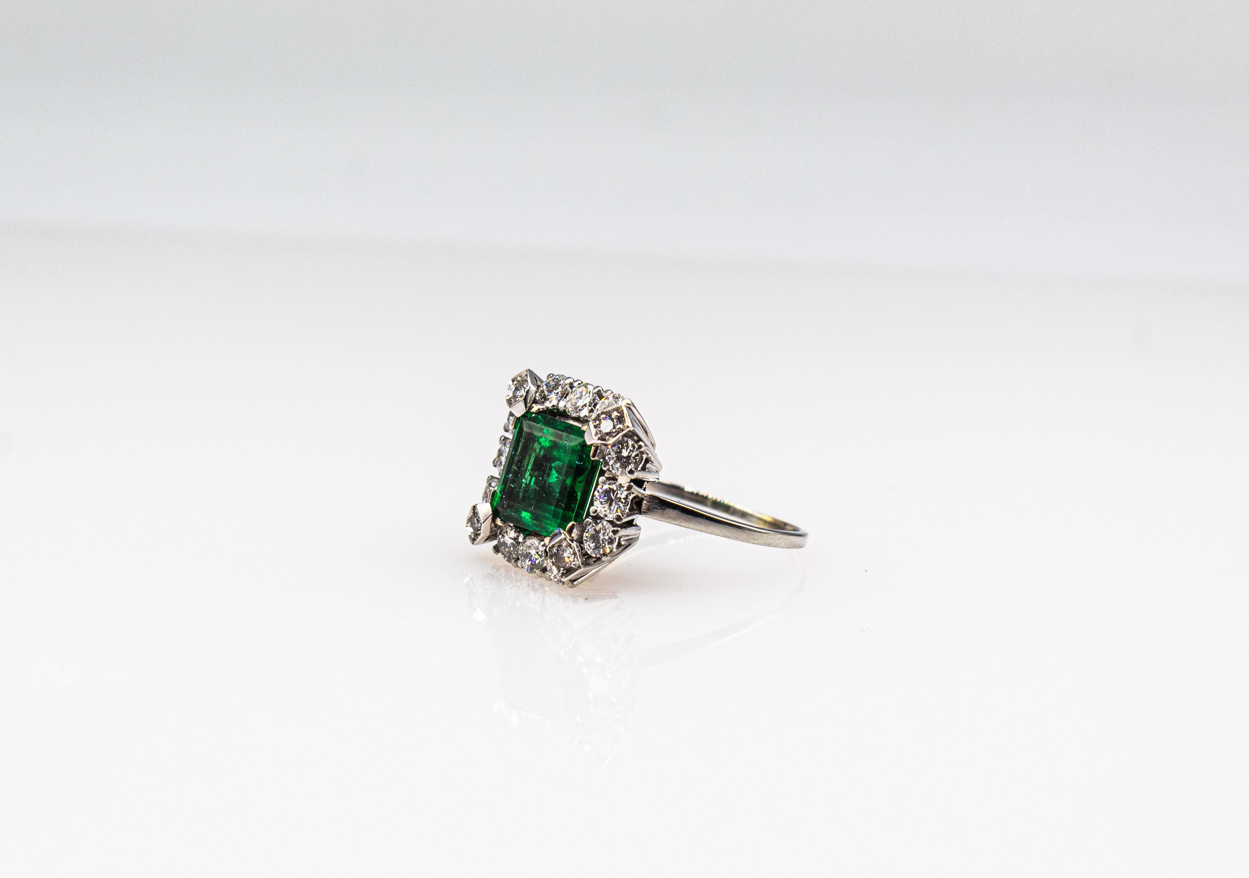 Art Deco Style White Diamond Carré Cut Emerald White Gold Cocktail Ring For Sale 4