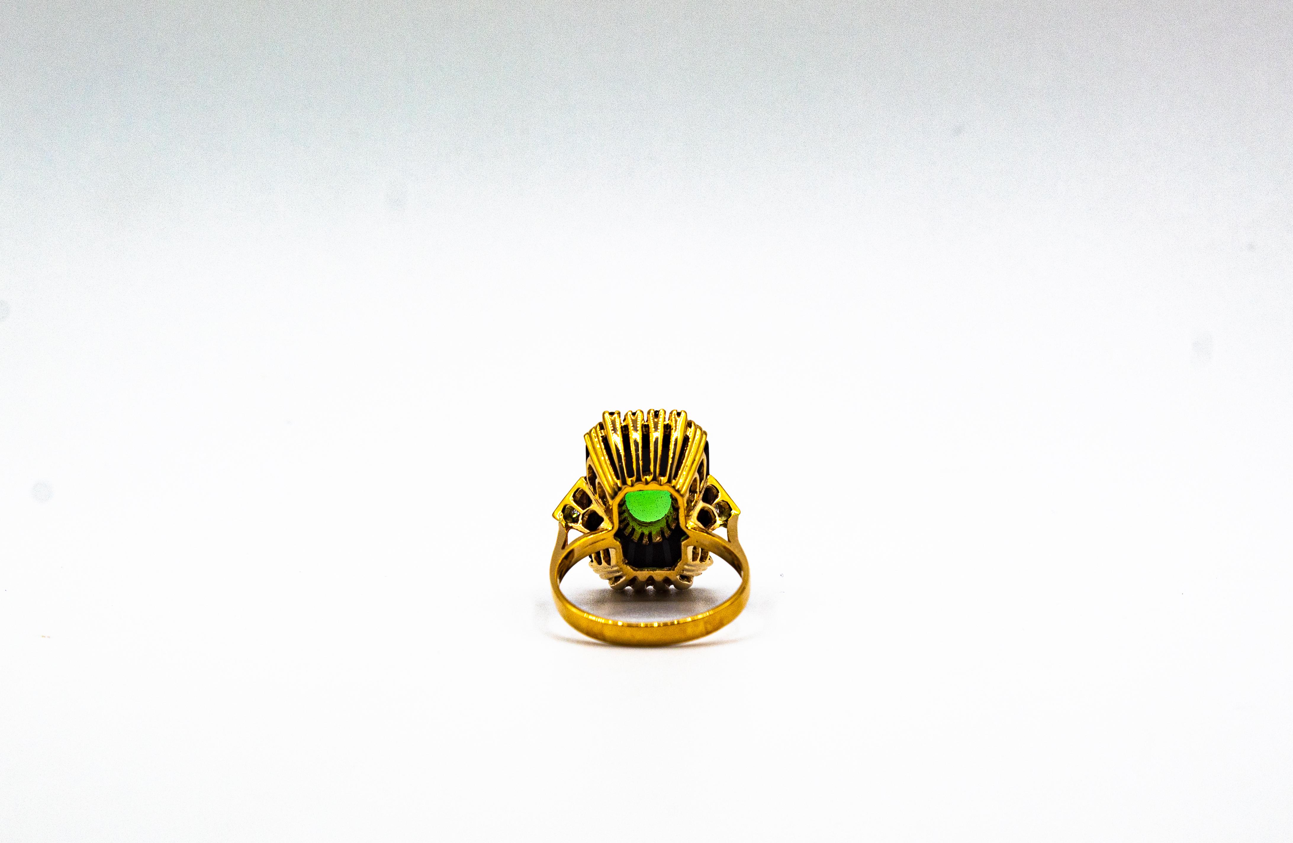 Bague cocktail en or jaune de style Art déco avec diamant blanc, chrysoprase et onyx en vente 8