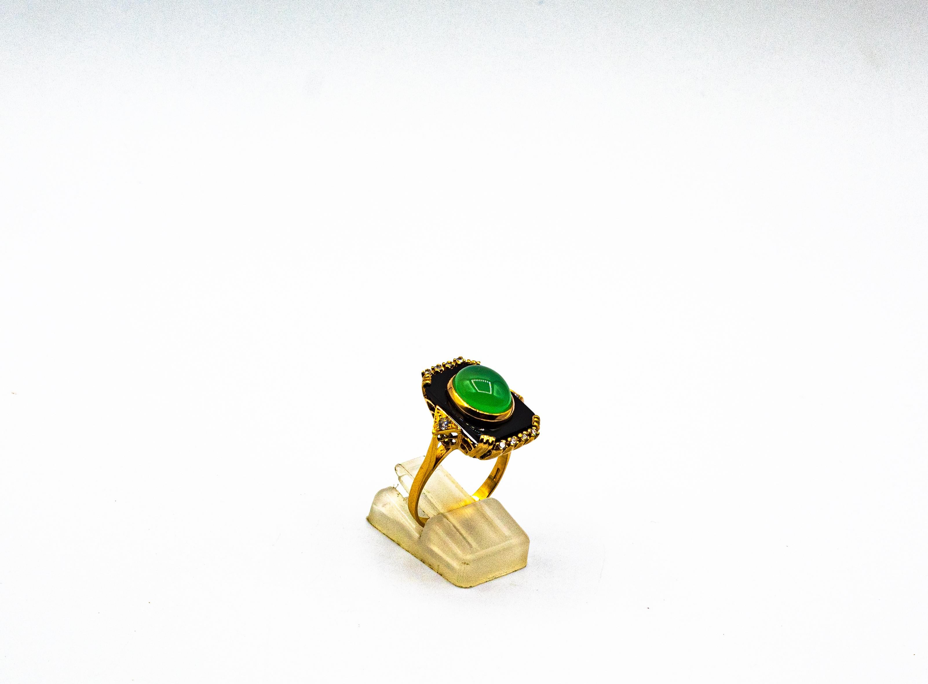 Bague cocktail en or jaune de style Art déco avec diamant blanc, chrysoprase et onyx en vente 1