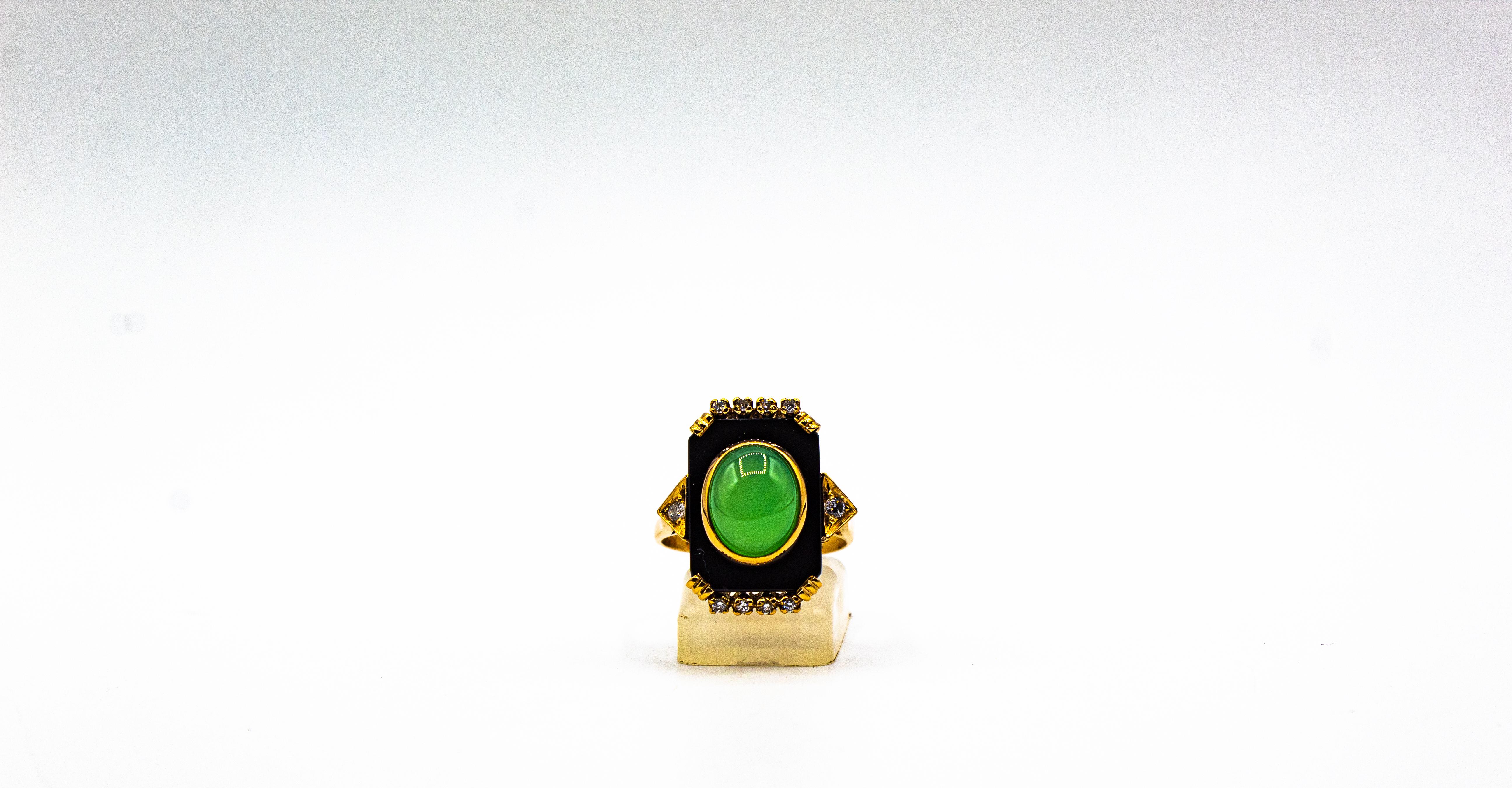 Bague cocktail en or jaune de style Art déco avec diamant blanc, chrysoprase et onyx en vente 3