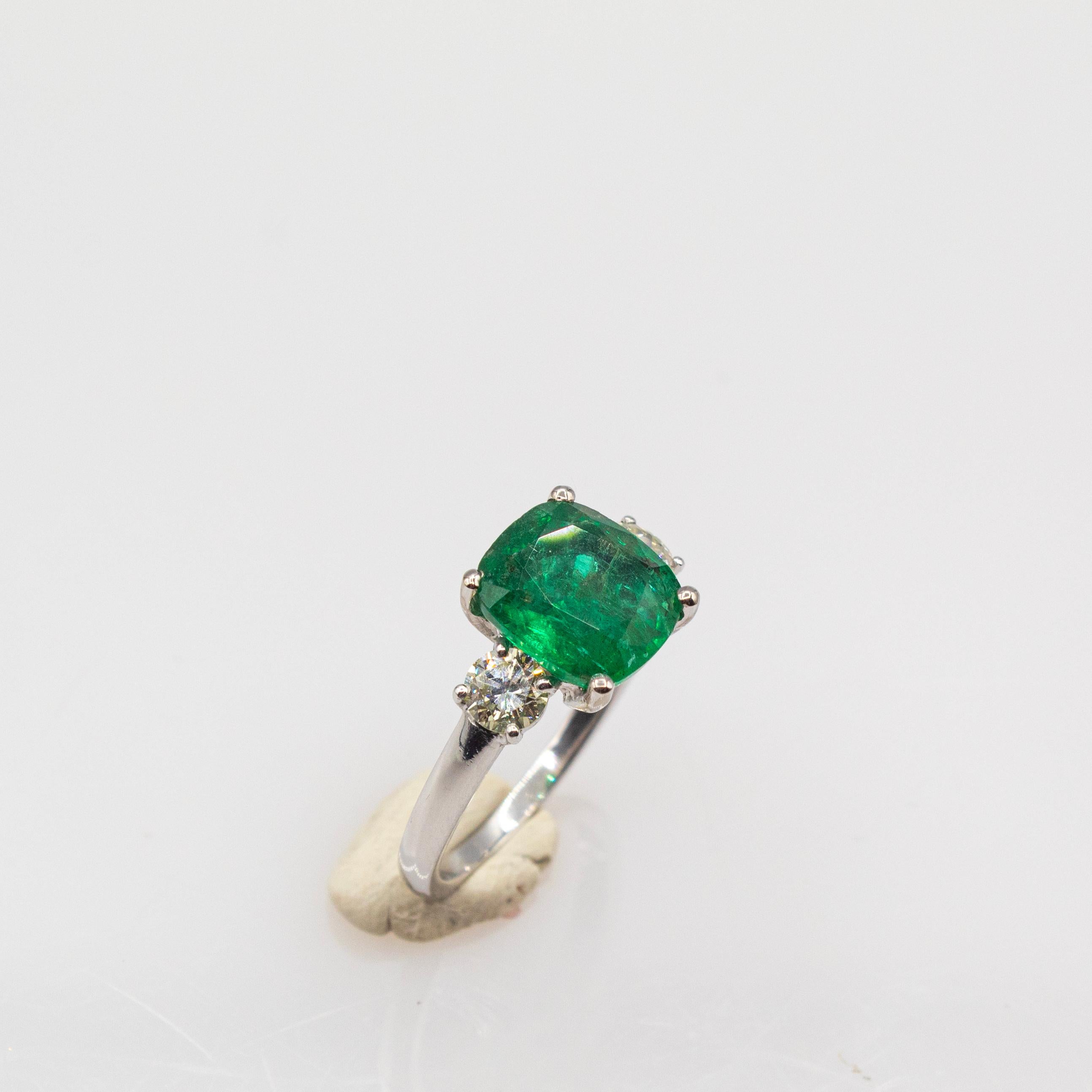 Art Deco Style White Diamond Cushion Cut Emerald Platinum Cocktail Ring 3