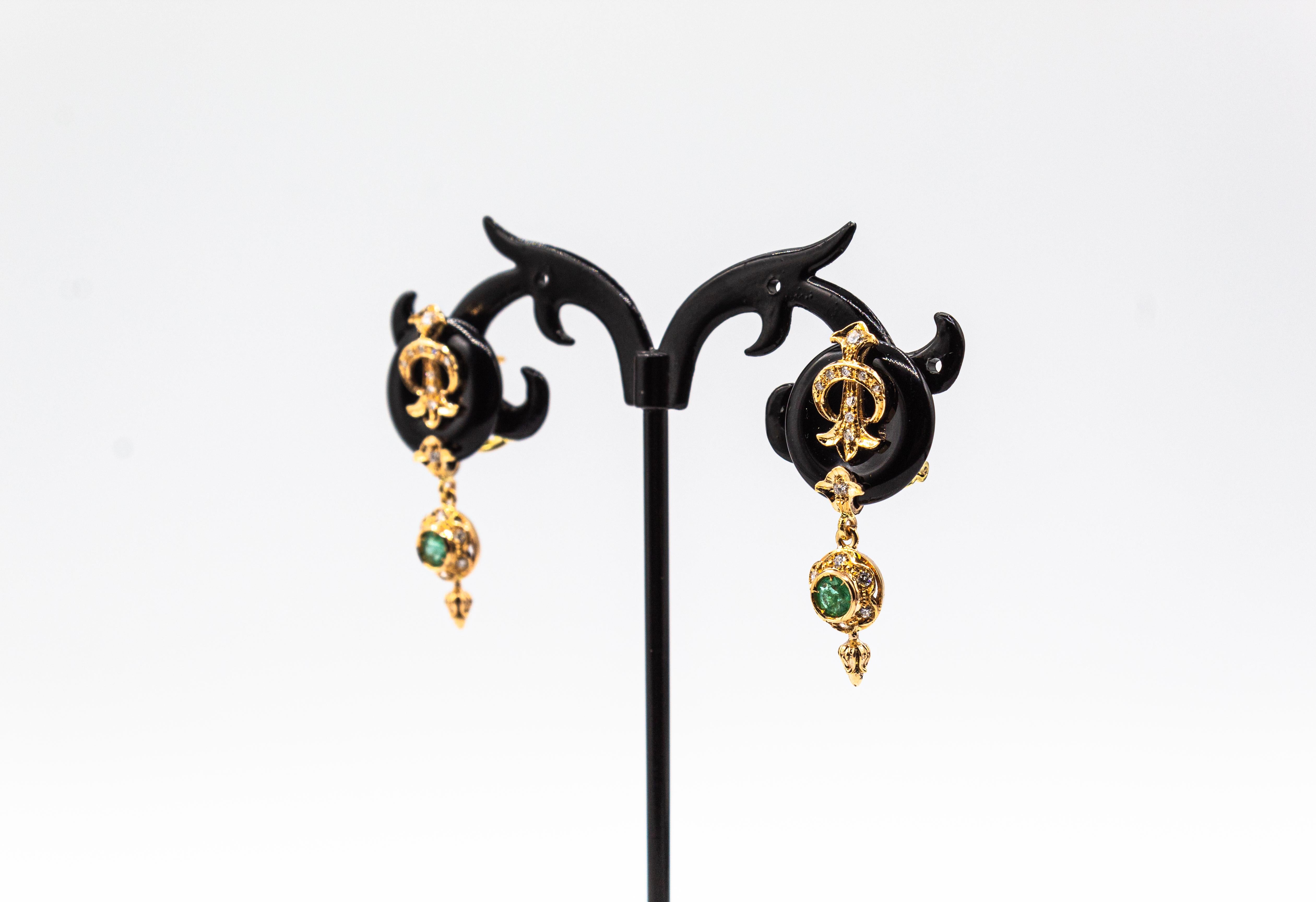 Women's or Men's Art Deco Style White Diamond Emerald Handcut Onyx Yellow Gold Clip-On Earrings For Sale