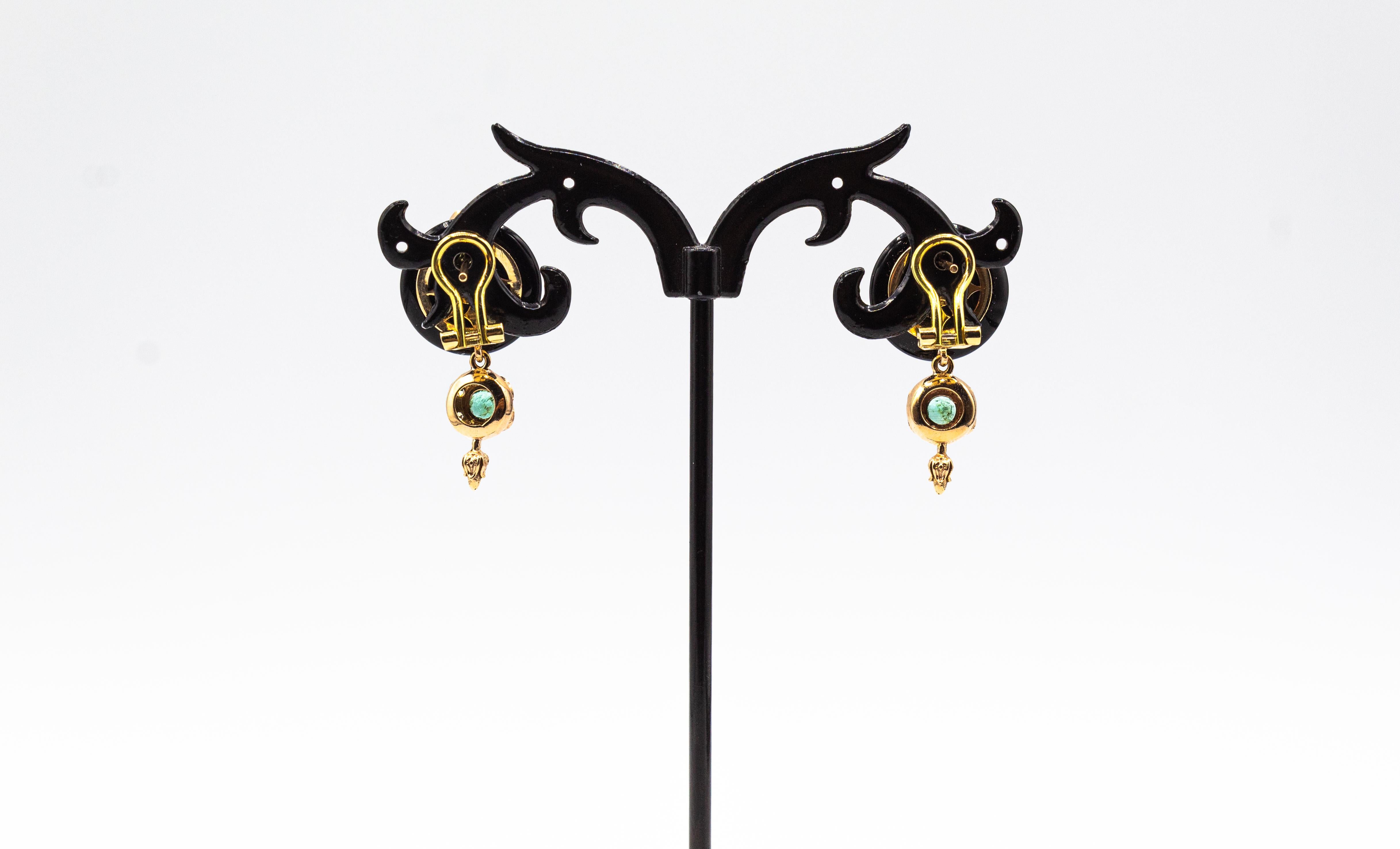Art Deco Style White Diamond Emerald Handcut Onyx Yellow Gold Clip-On Earrings For Sale 1