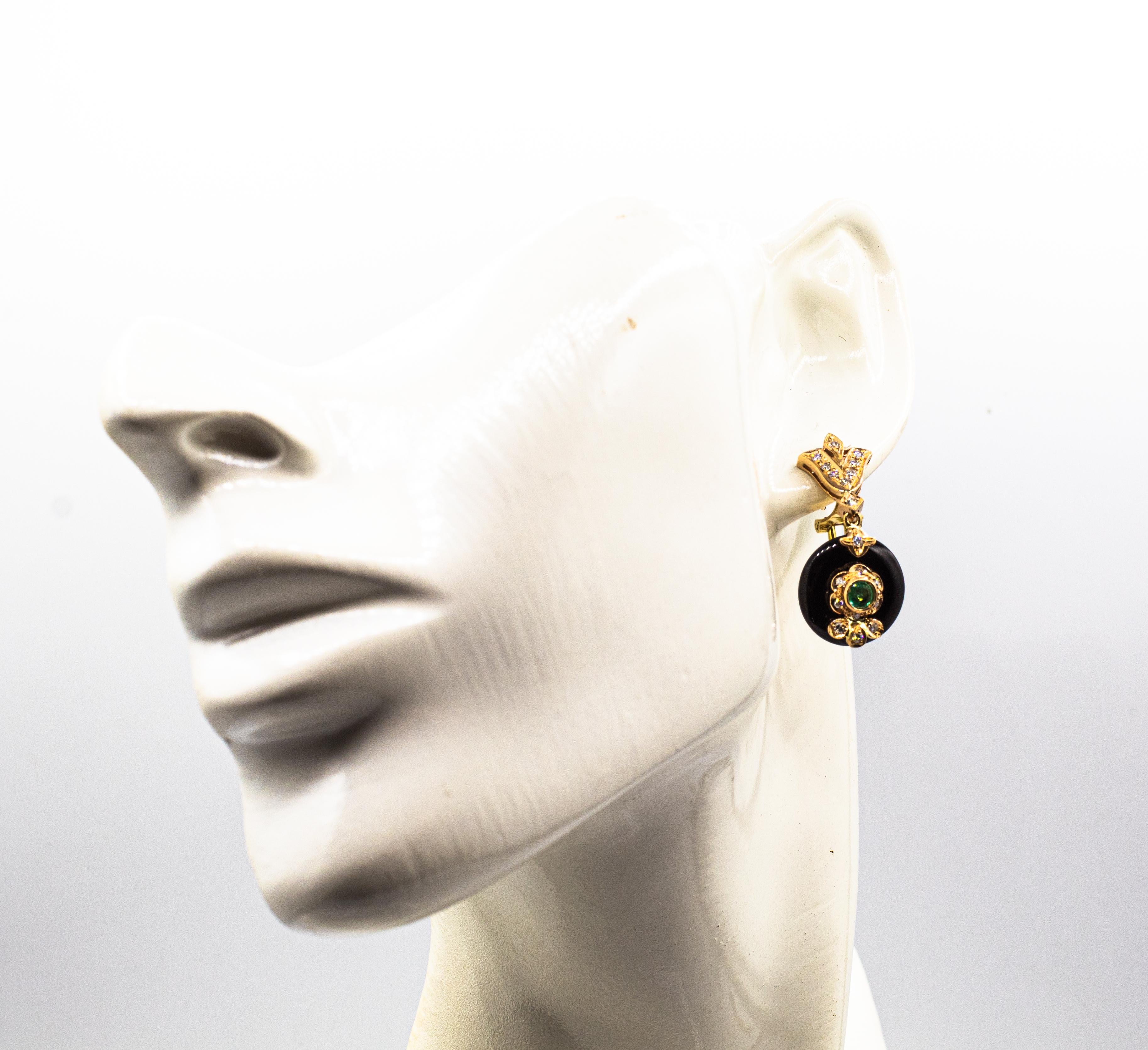 Art Deco Style White Diamond Emerald Handcut Onyx Yellow Gold Clip-On Earrings For Sale 2