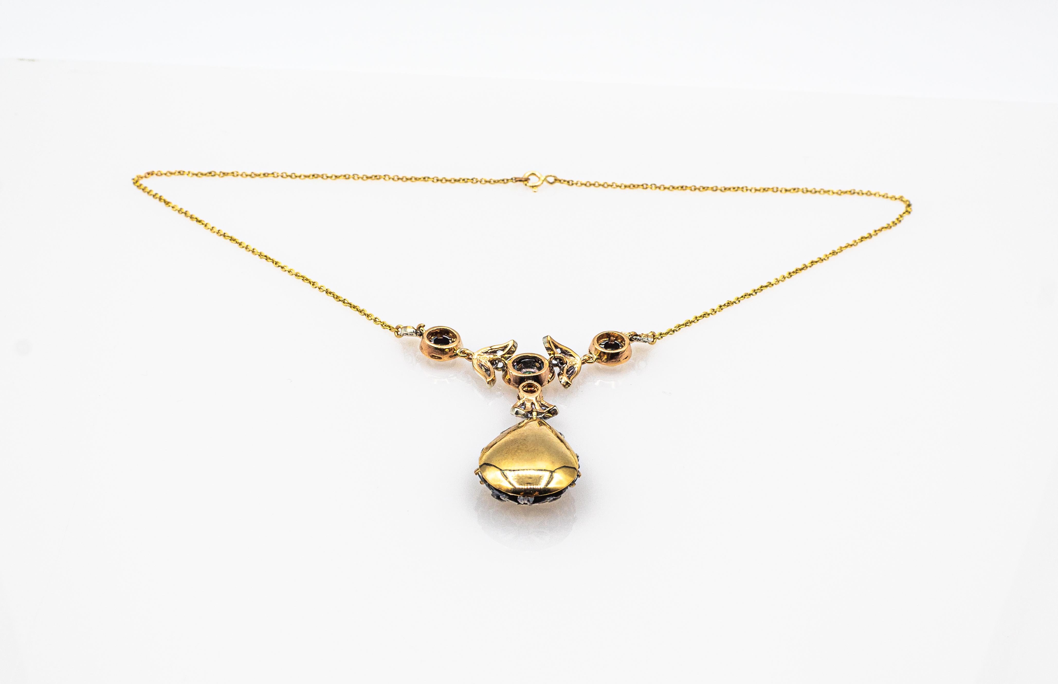 Gelbgold-Halskette im Art-déco-Stil mit weißen Diamanten, Smaragden, Rubinen und blauen Saphiren im Zustand „Neu“ im Angebot in Naples, IT